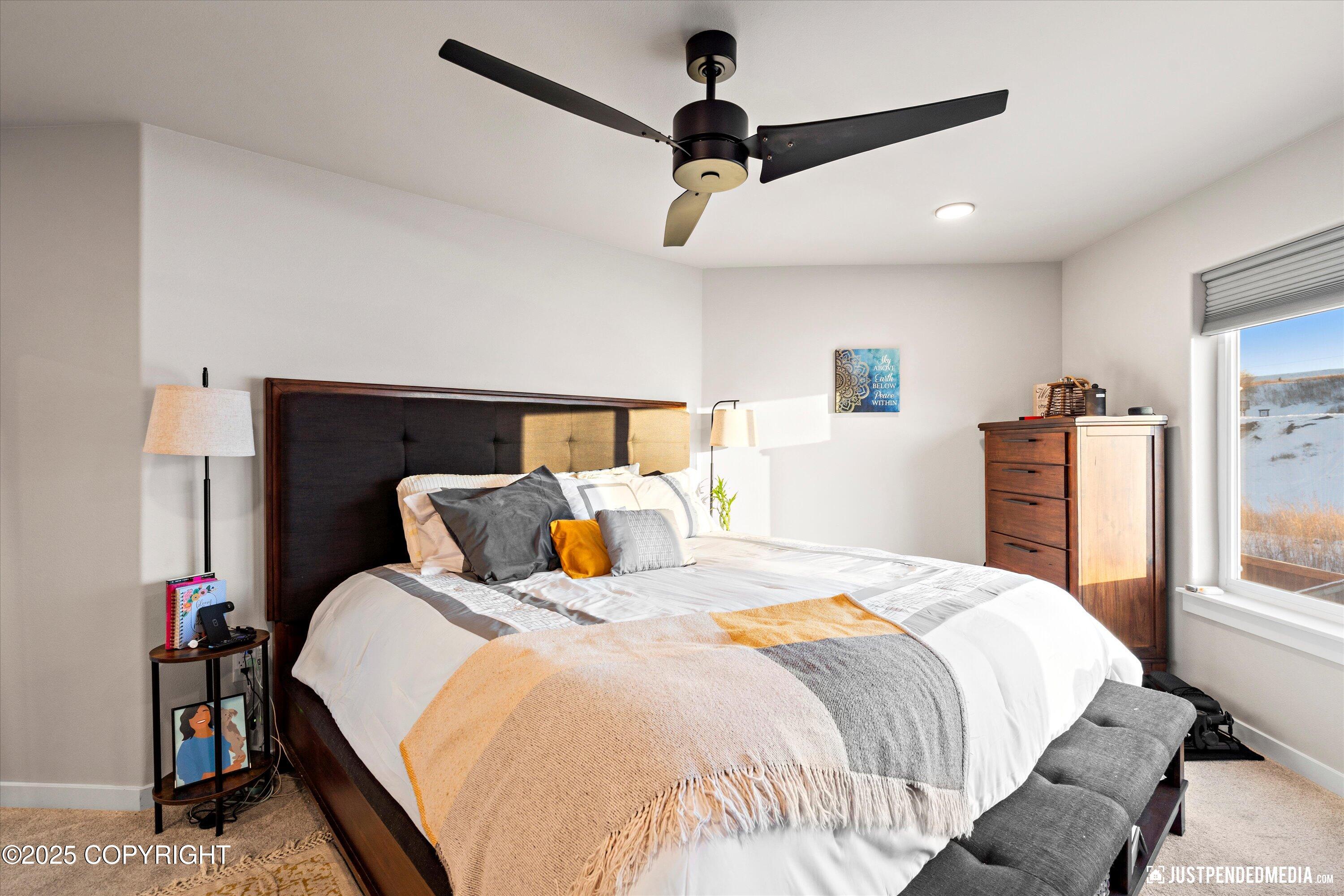 8777 Dry Creek Loop