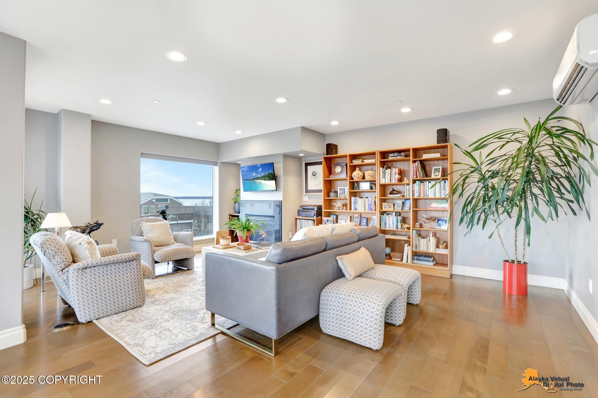 500 M Street # 103