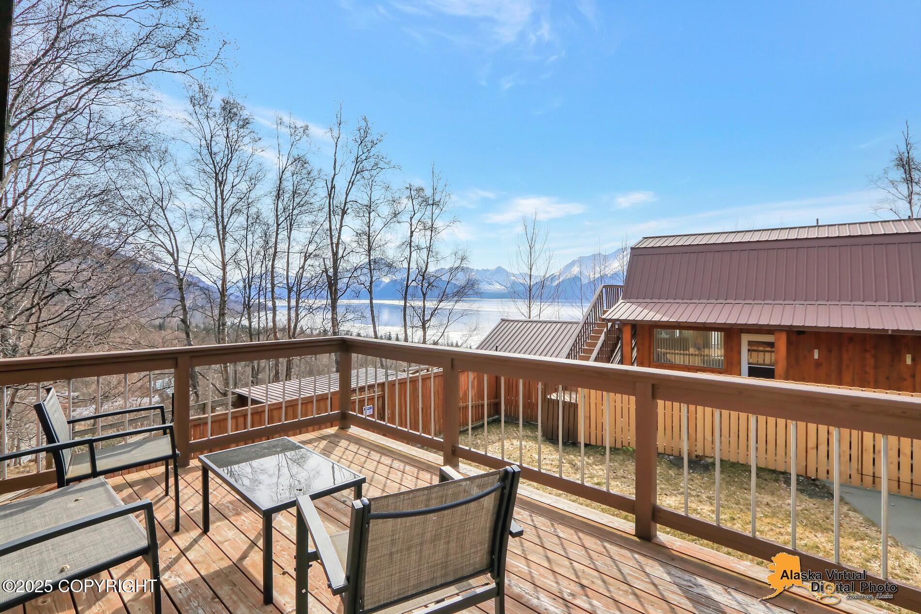 206 Huot Circle
