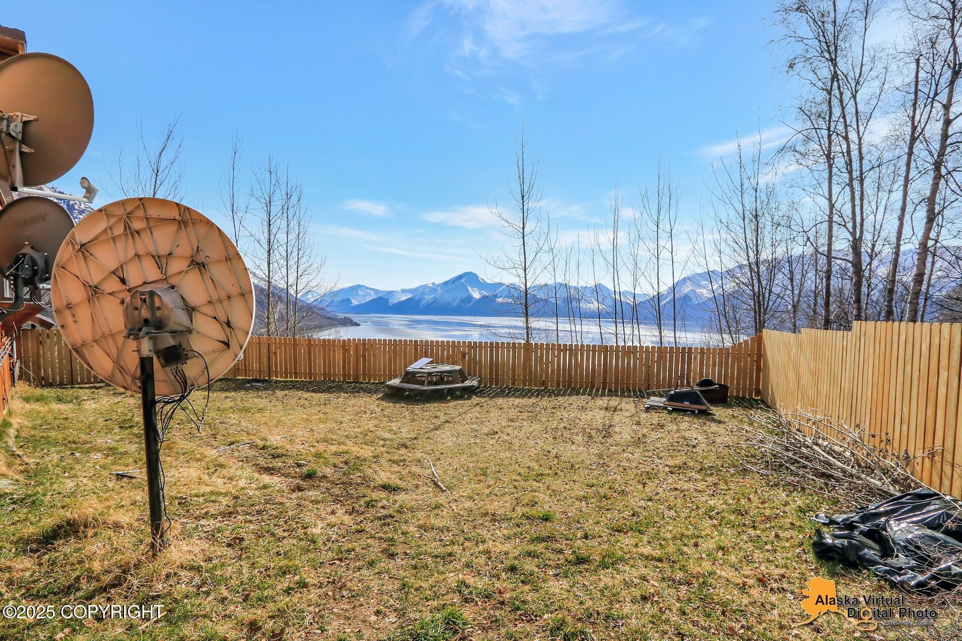 206 Huot Circle