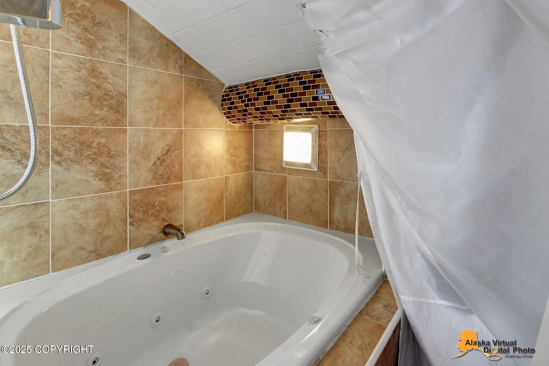 206 Huot Circle