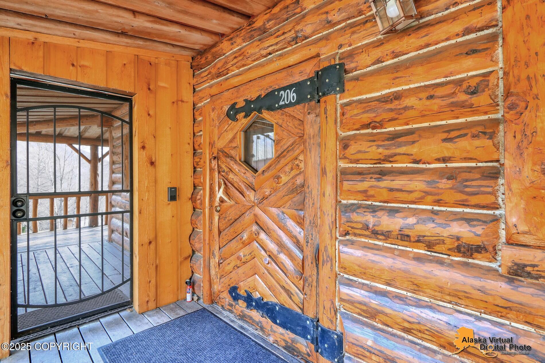 206 Huot Circle
