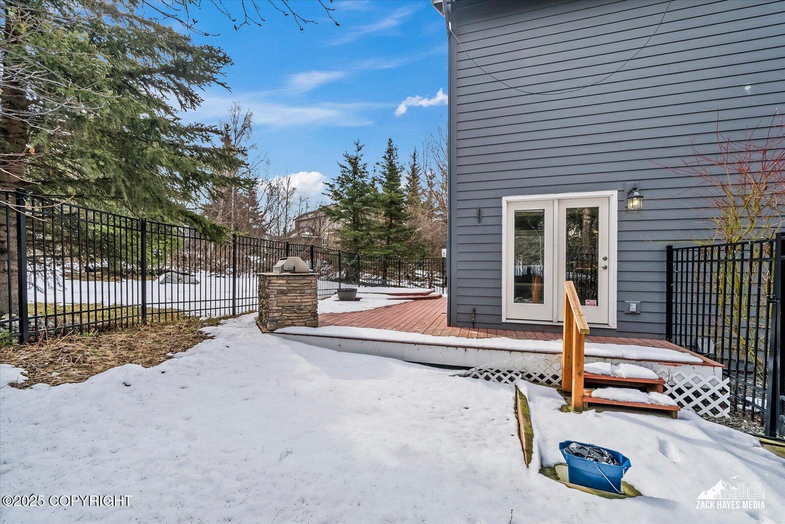 15827 Noble Point Drive