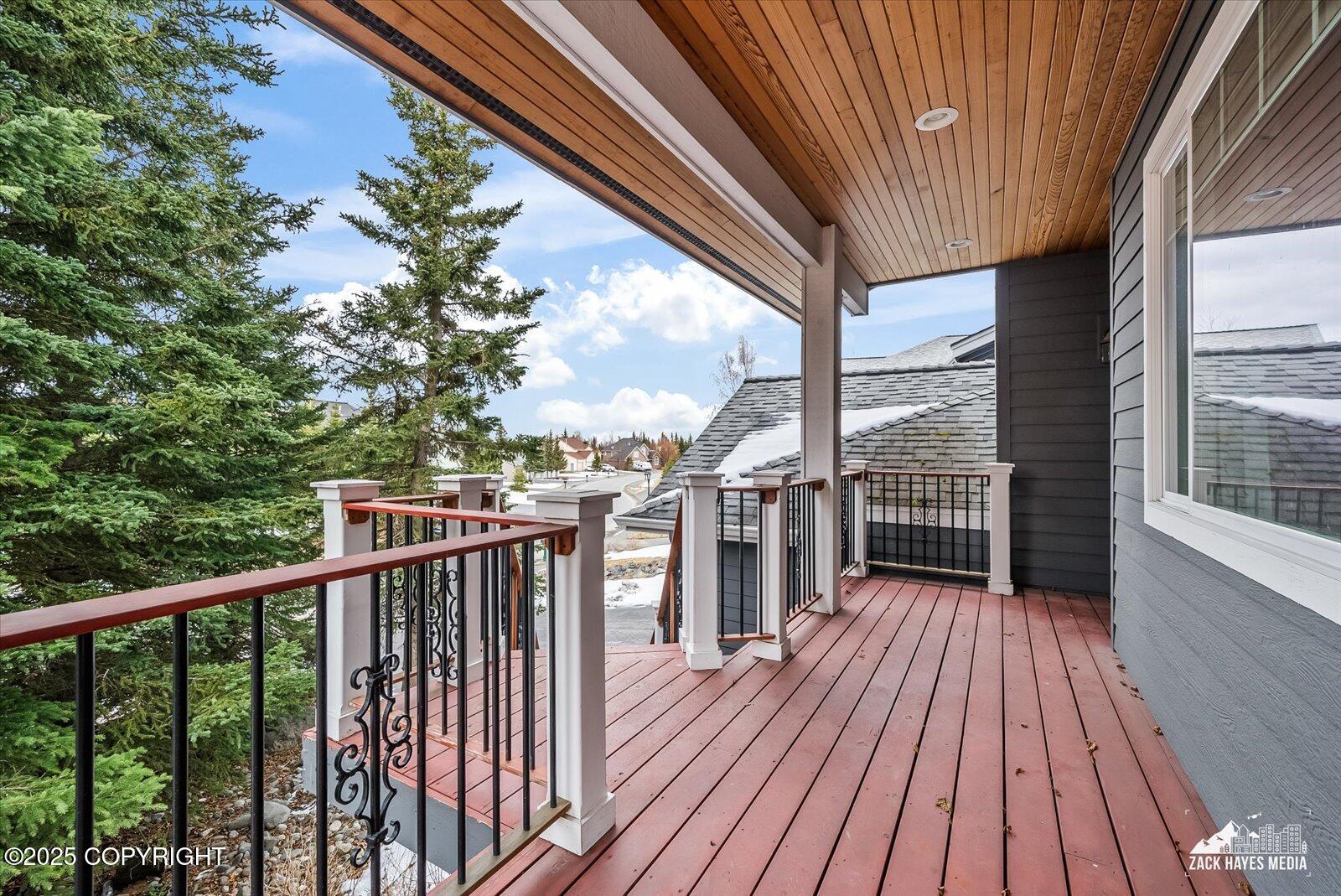 15827 Noble Point Drive