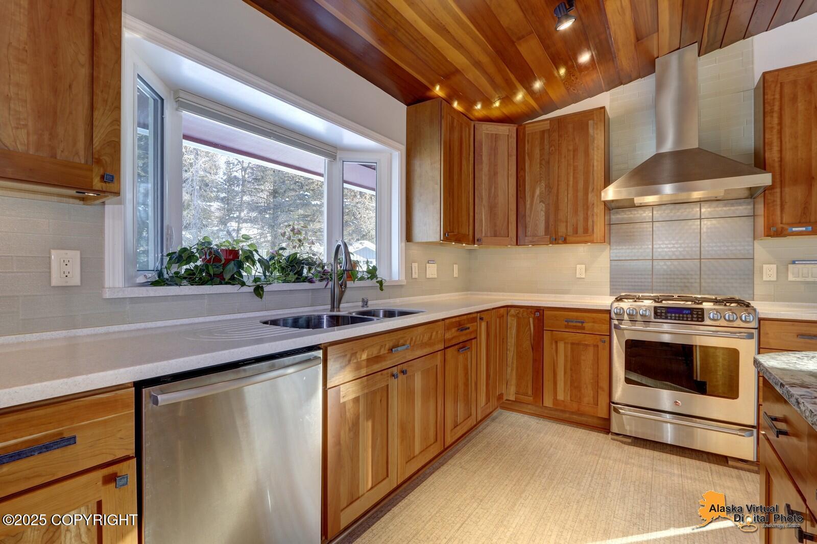 2422 Telequana Drive