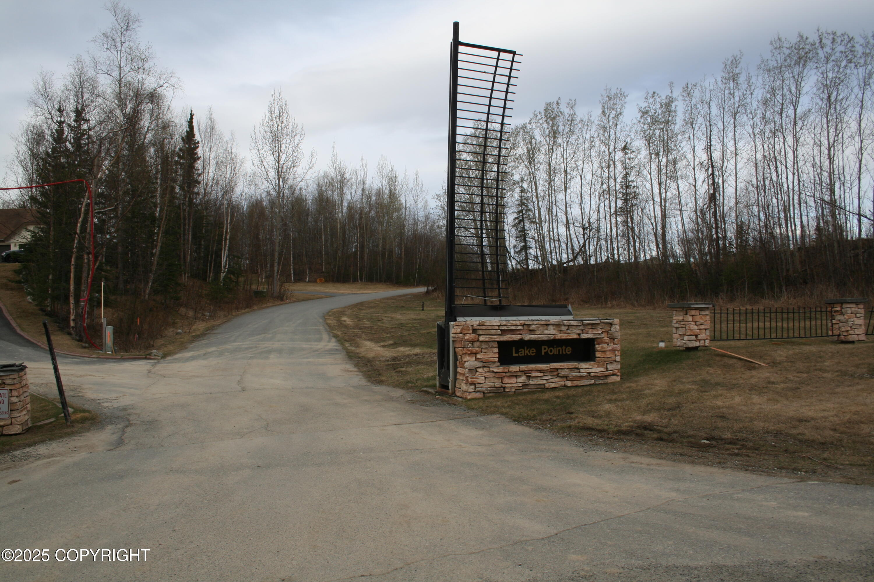 1421 E Brent Pointe Drive