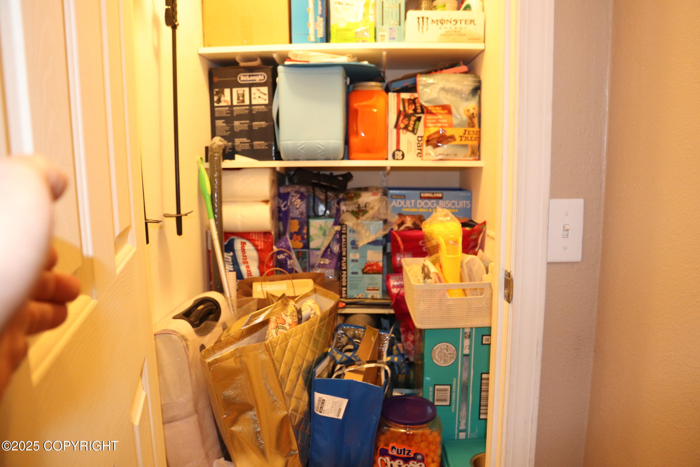 10937 Retreat Circle