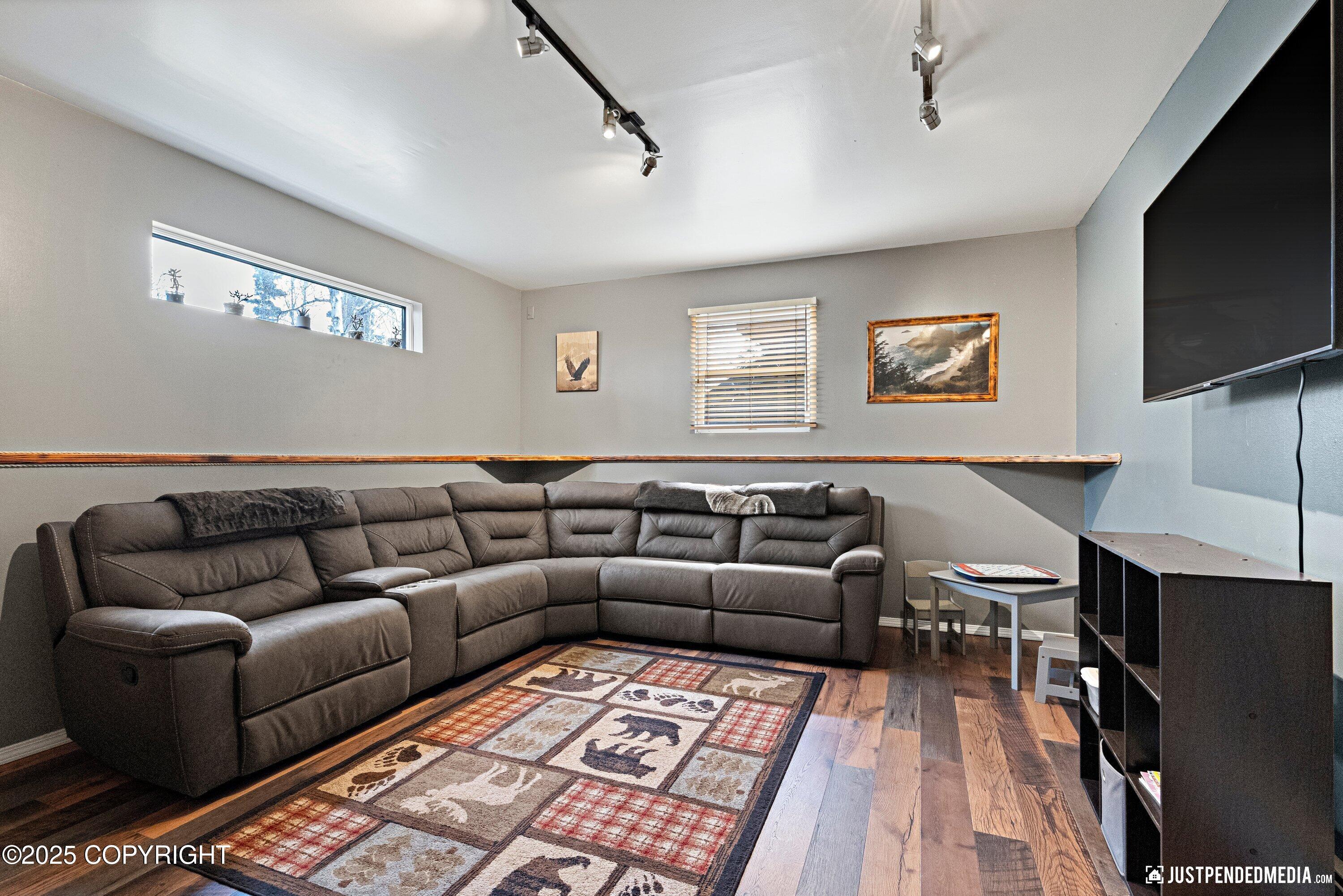 8234 Loganberry Street