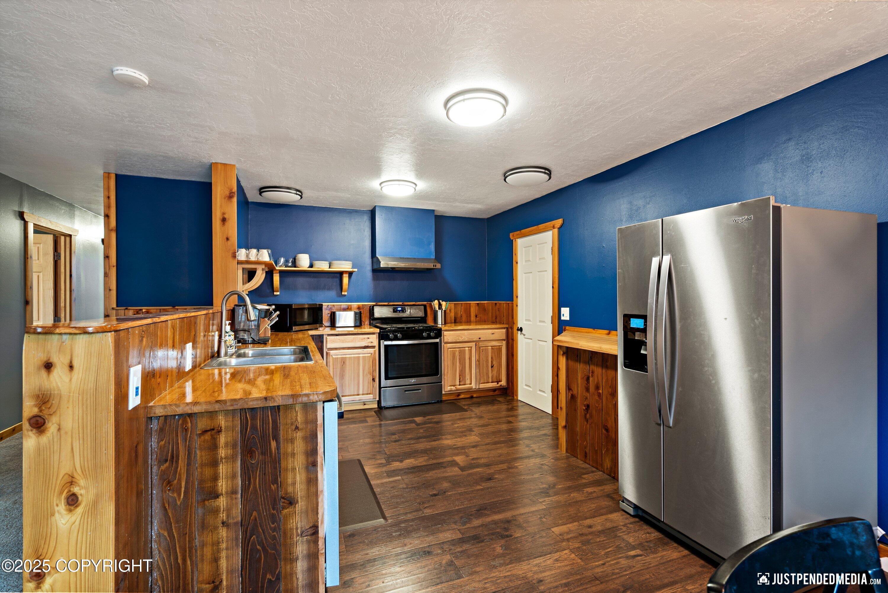 8234 Loganberry Street