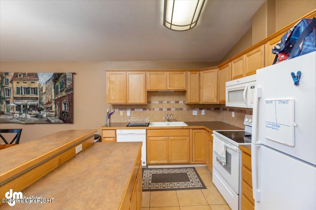 6602 Whisperwood Park Drive # 2B Unit: #2B