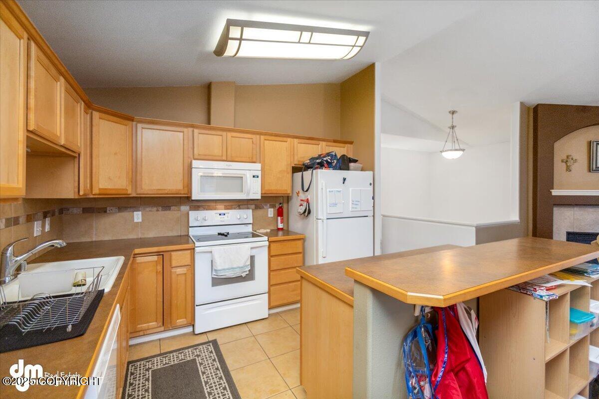 6602 Whisperwood Park Drive # 2B Unit: #2B