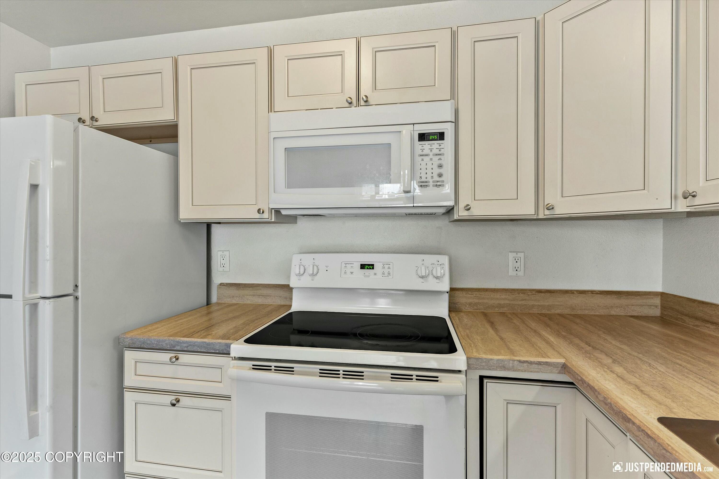 7078 Weimer Road # 3 Unit: #3