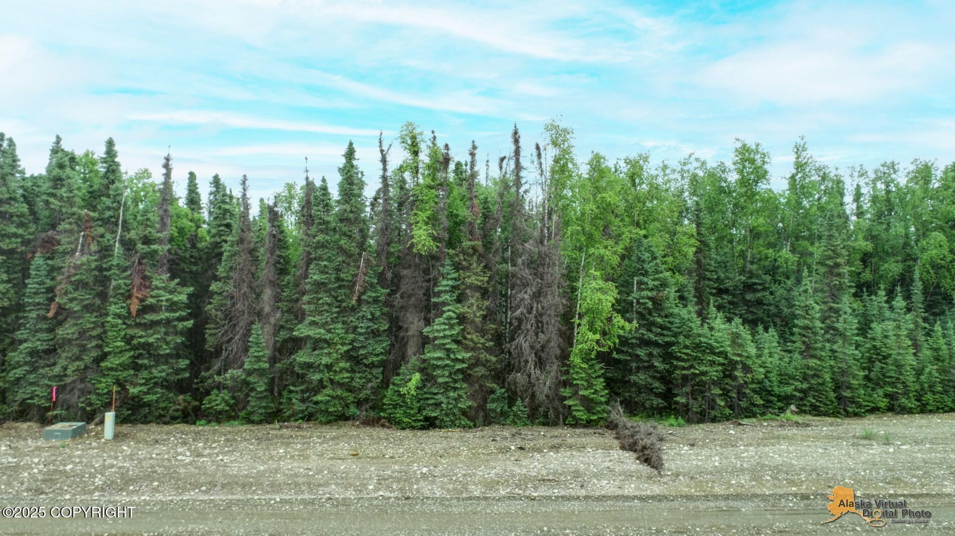 2689 N Meadow Lakes Loop