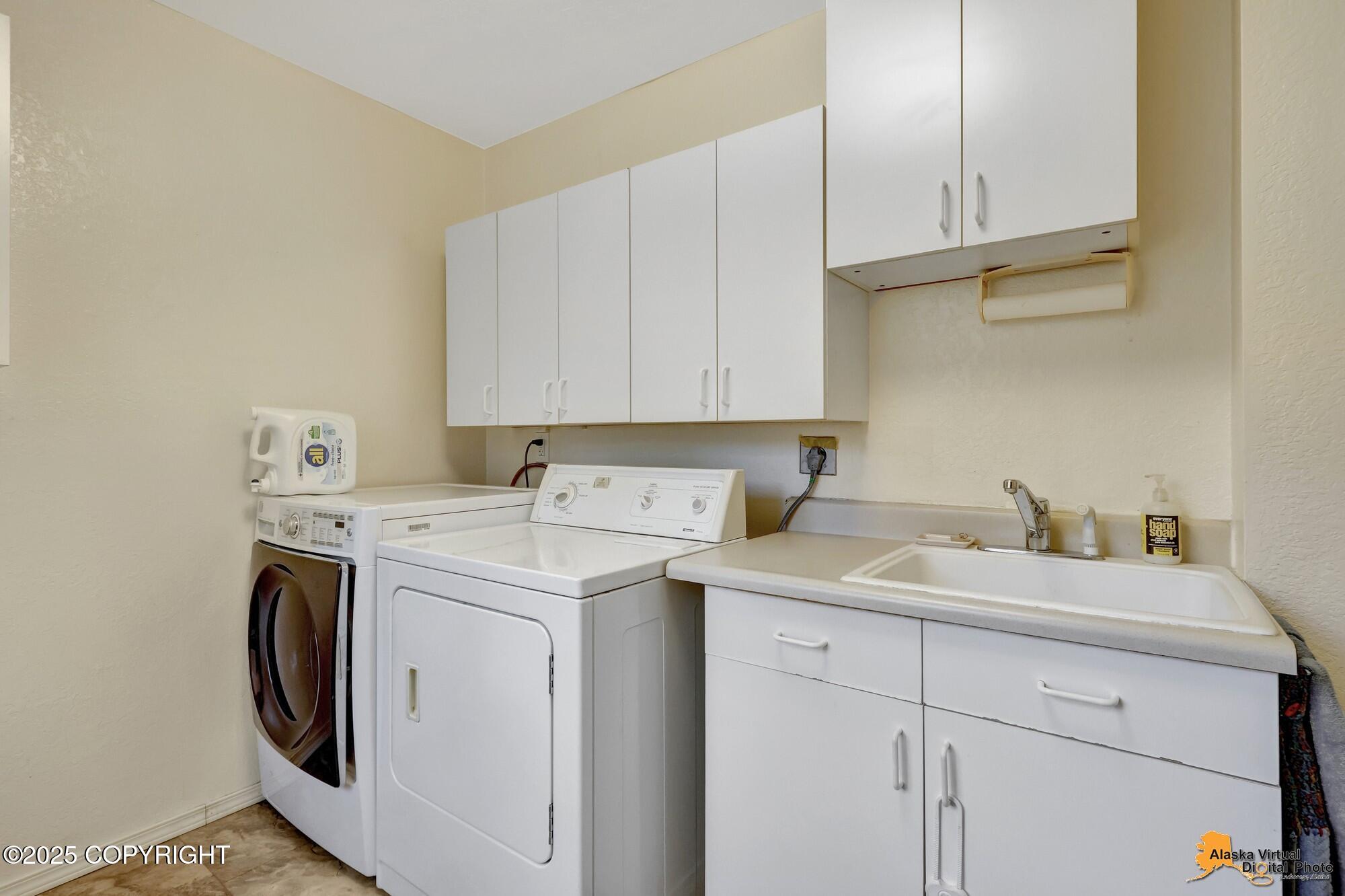 1439 Saint Gotthard Avenue