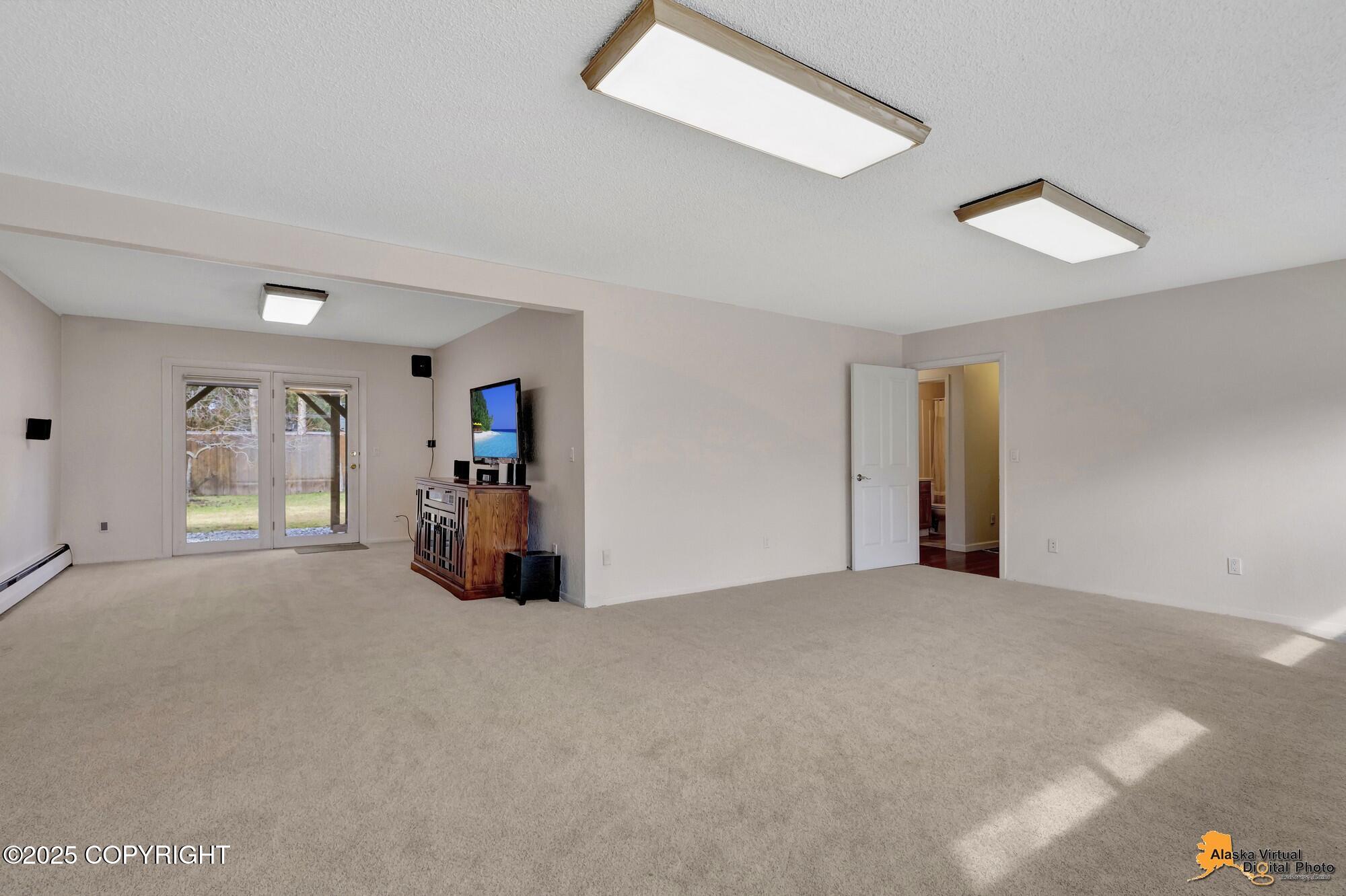 1439 Saint Gotthard Avenue