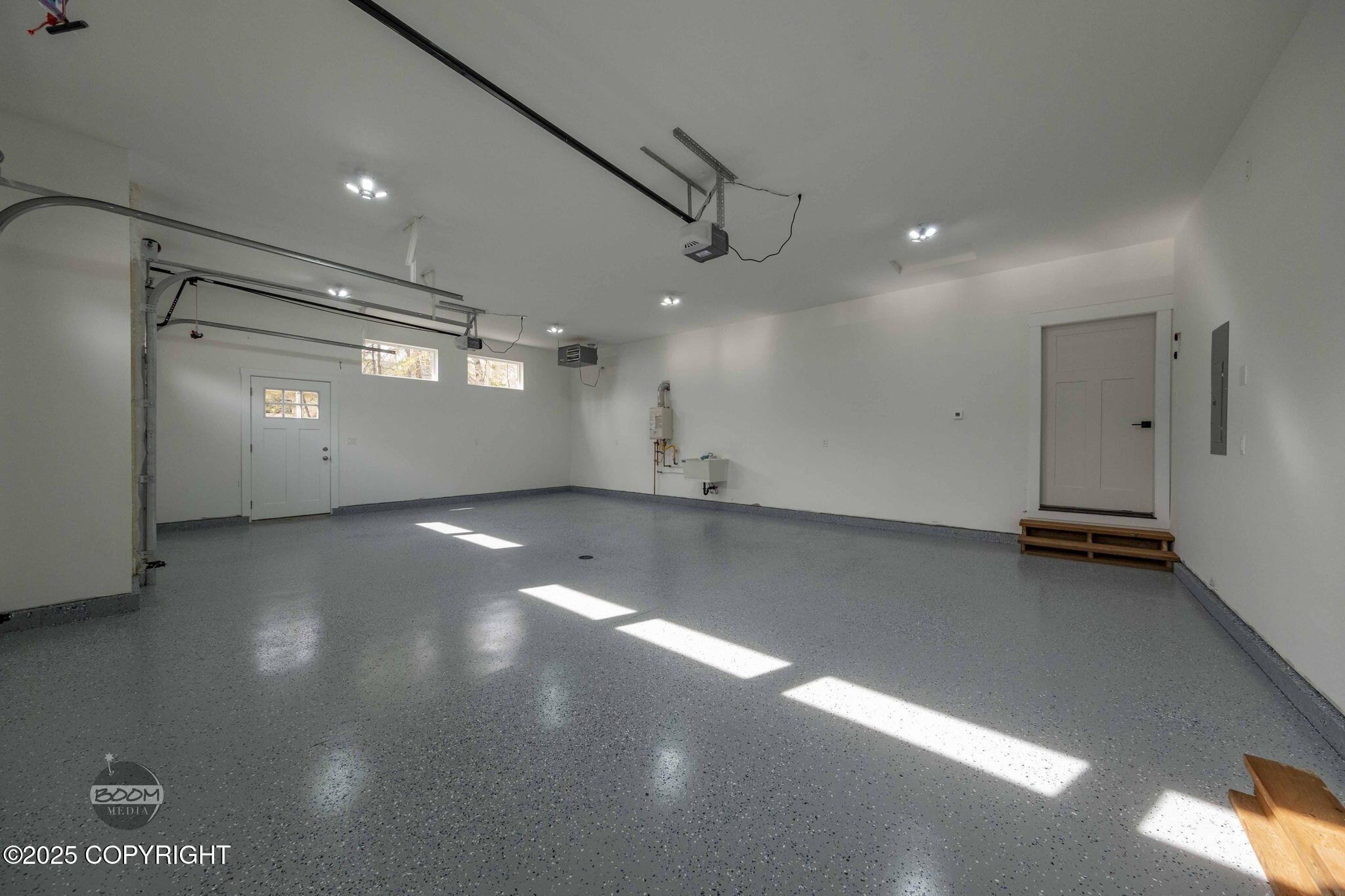 6911 W Vandenberg Drive