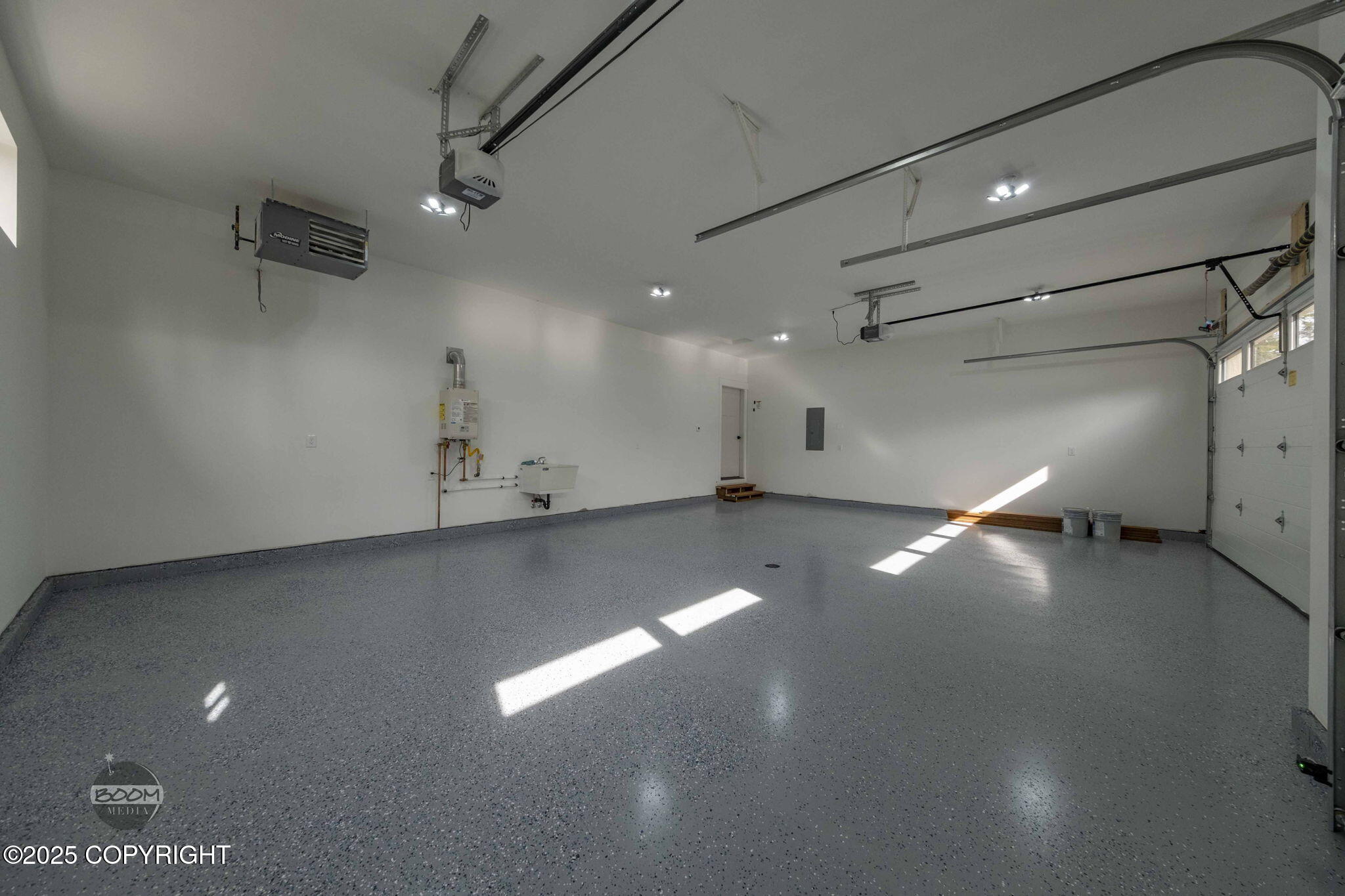 6911 W Vandenberg Drive