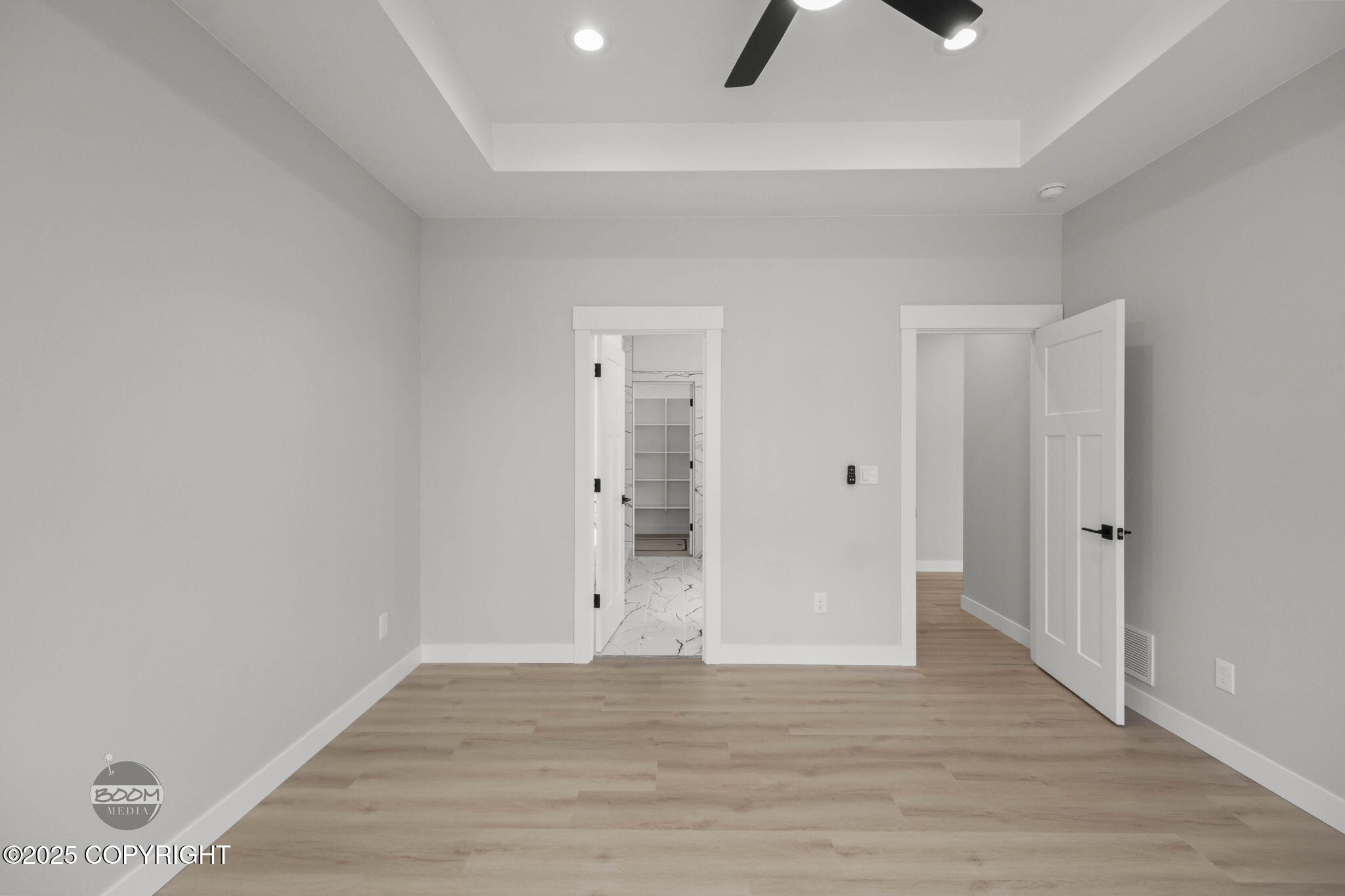 6911 W Vandenberg Drive