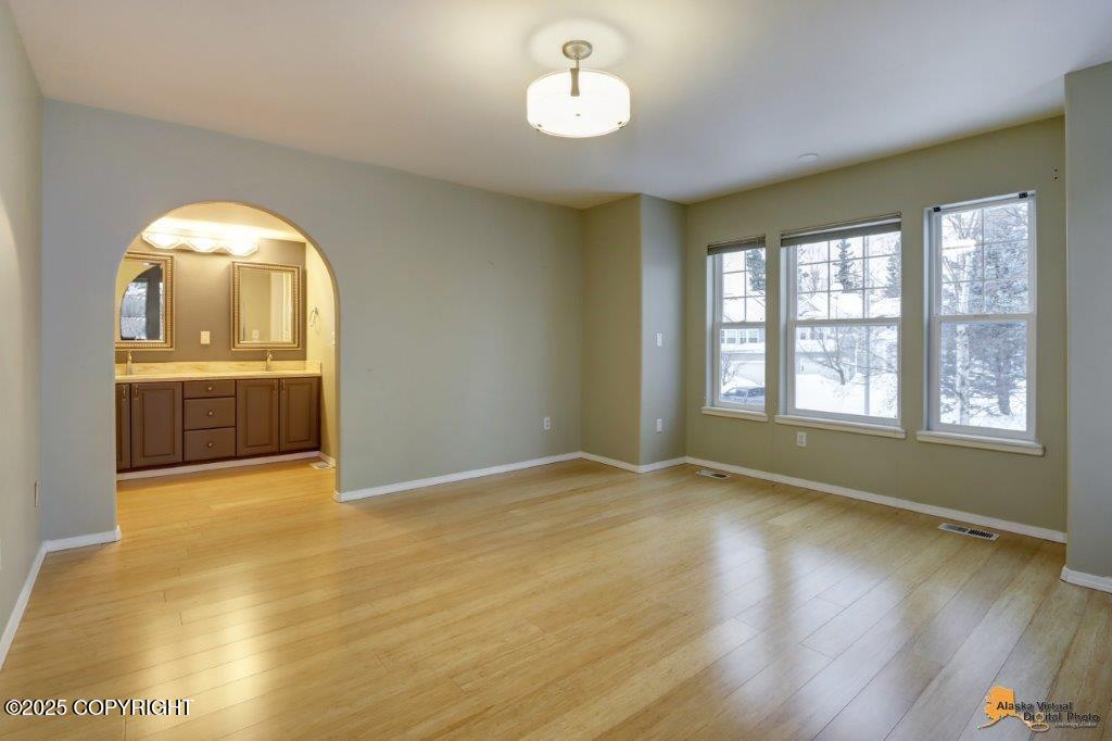 3517 Vintage Circle