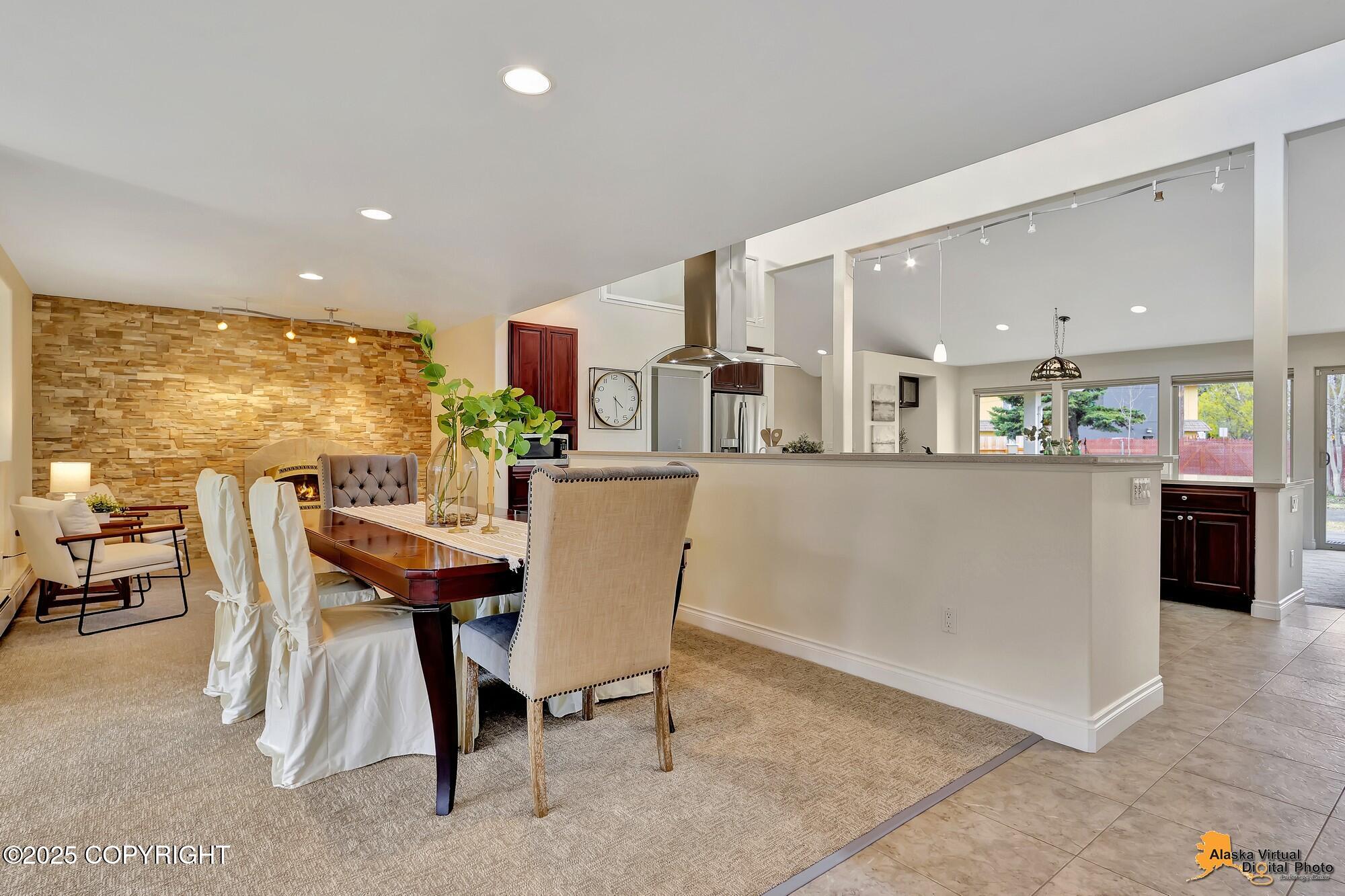 2124 Solstice Circle