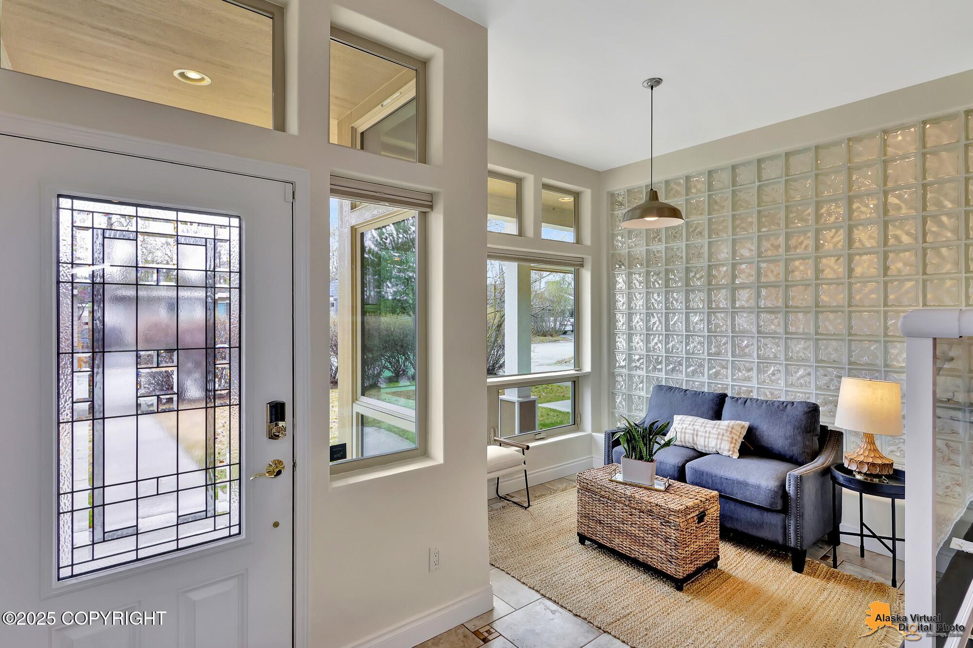 2124 Solstice Circle