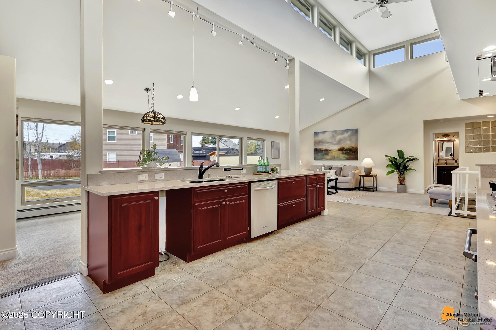 2124 Solstice Circle