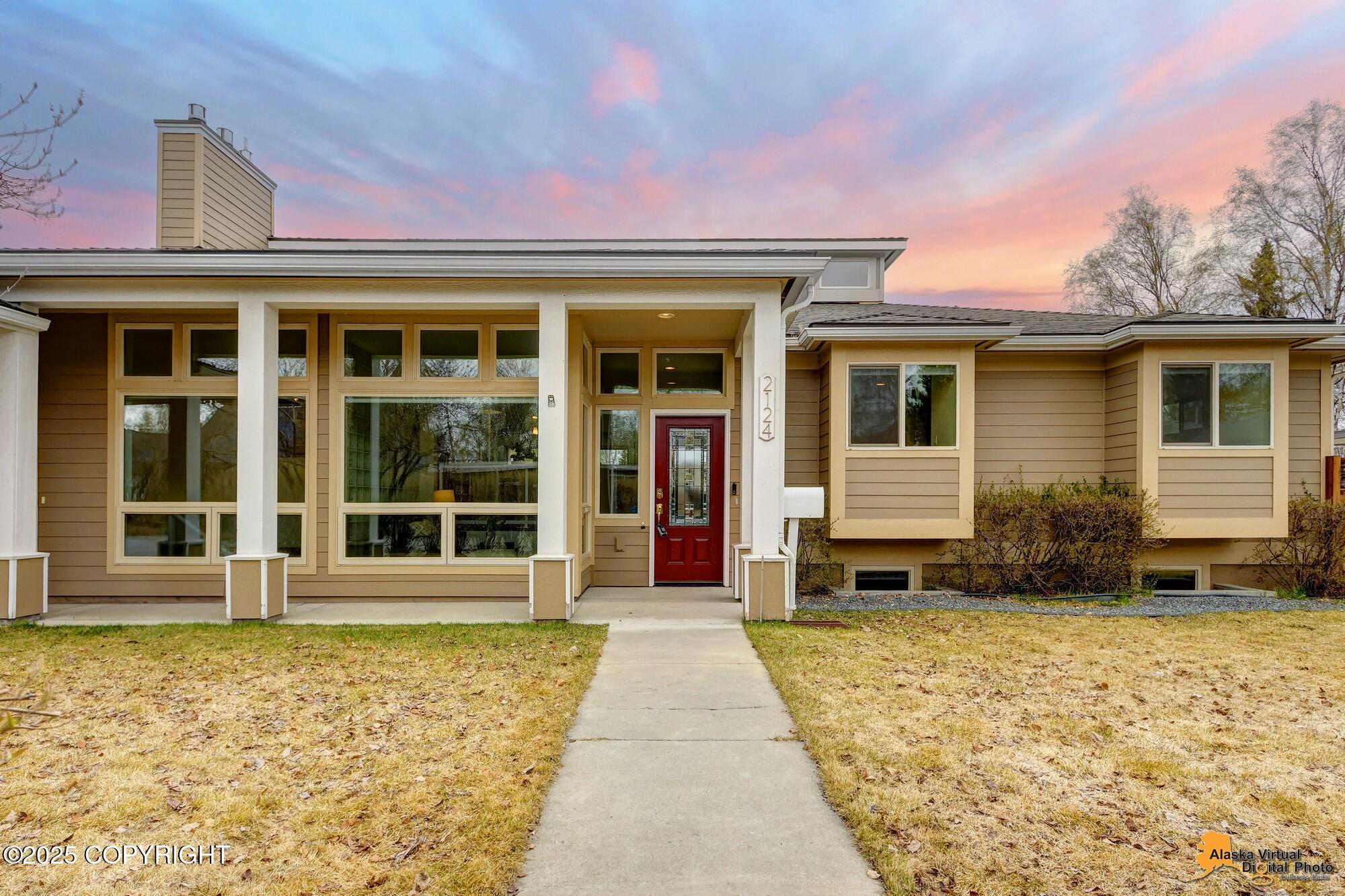 2124 Solstice Circle