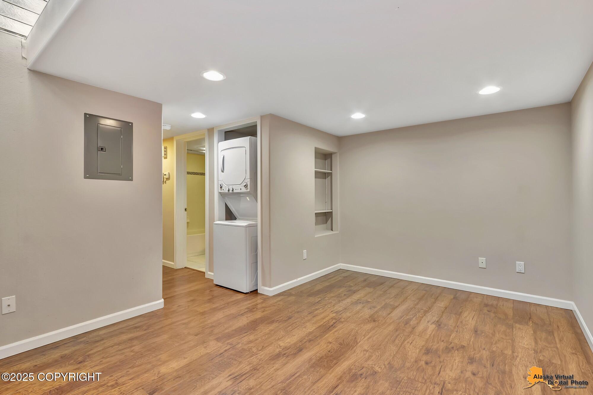 2124 Solstice Circle