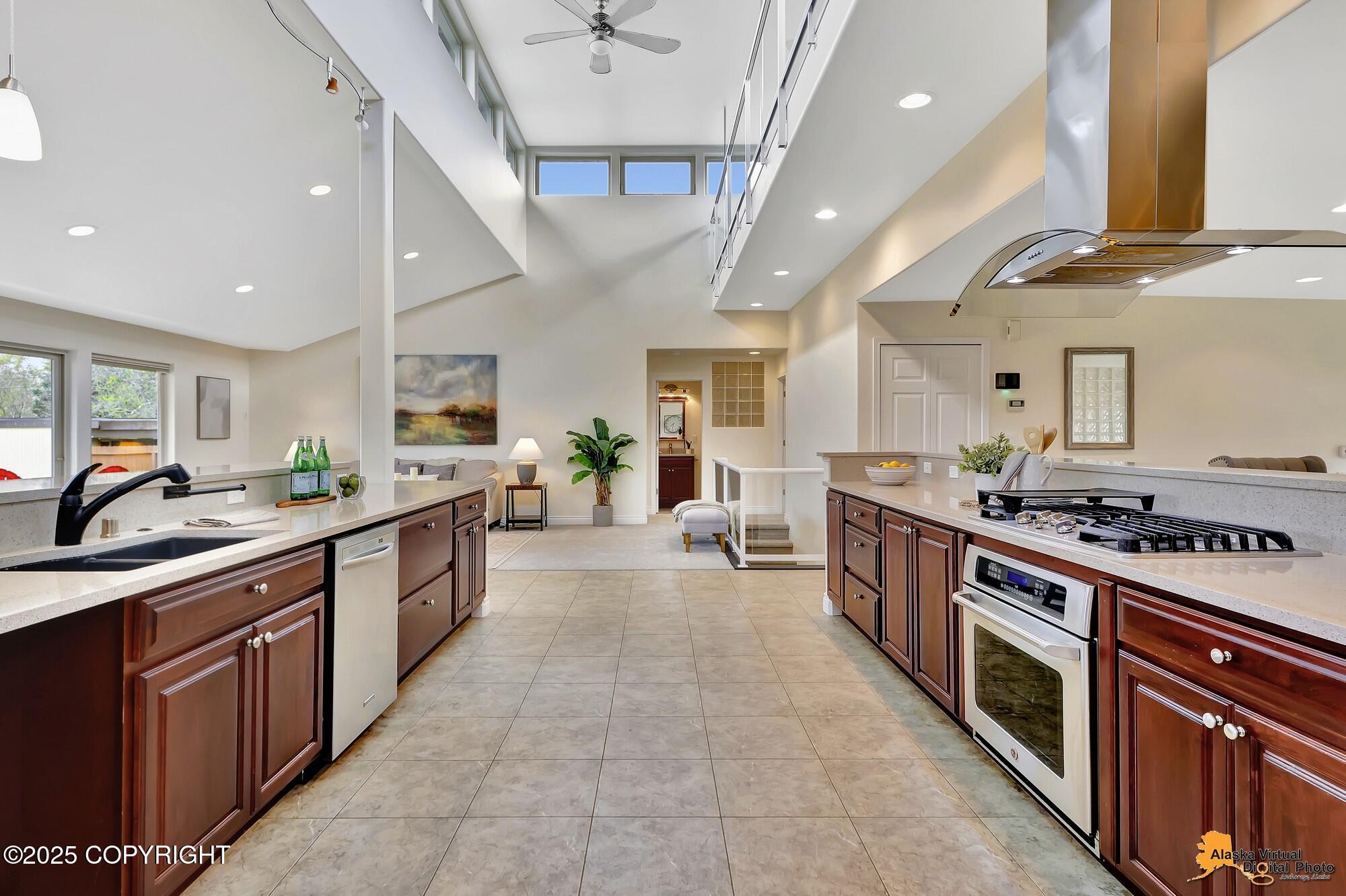 2124 Solstice Circle