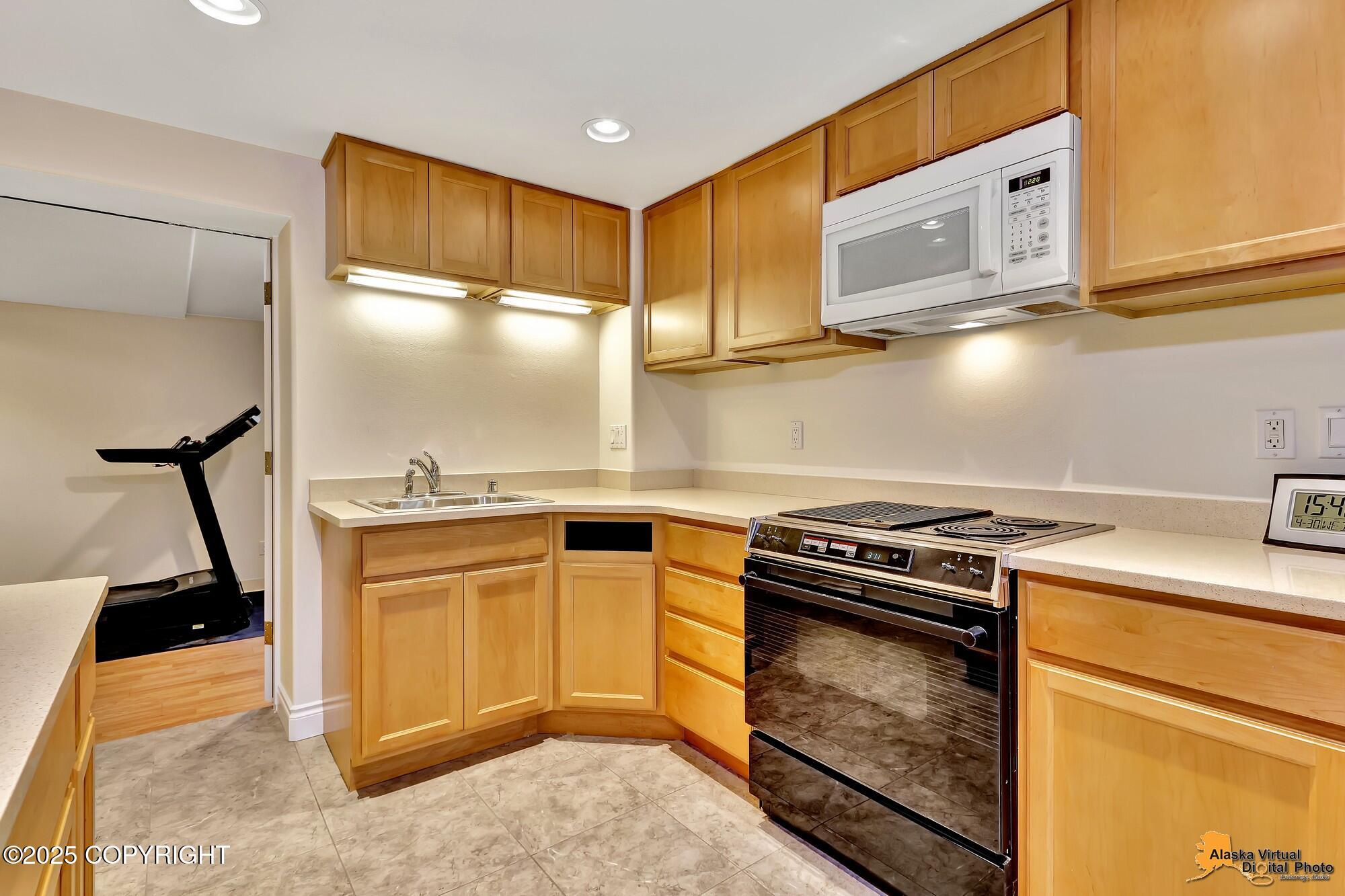 2124 Solstice Circle