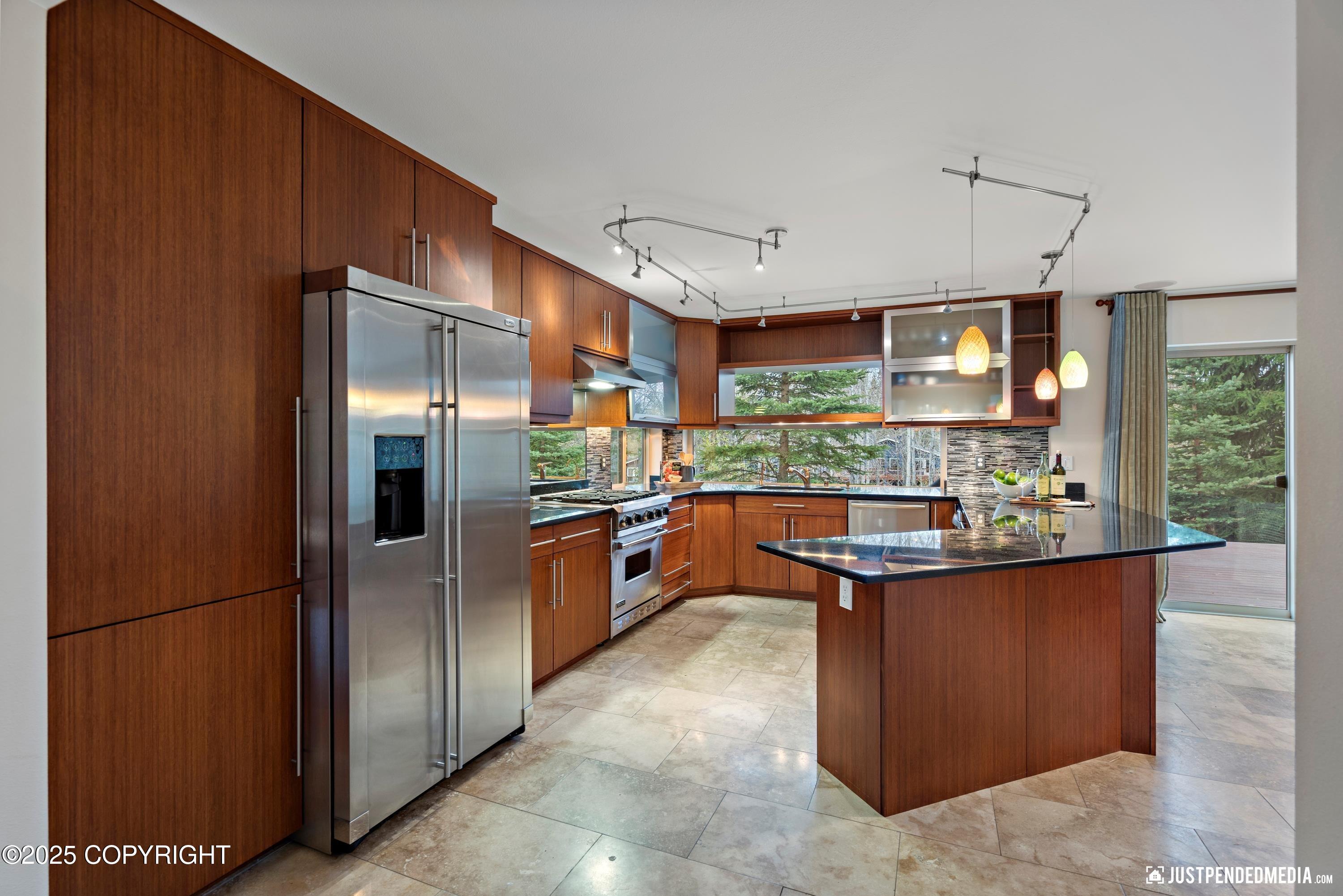 2512 Forest Park Drive