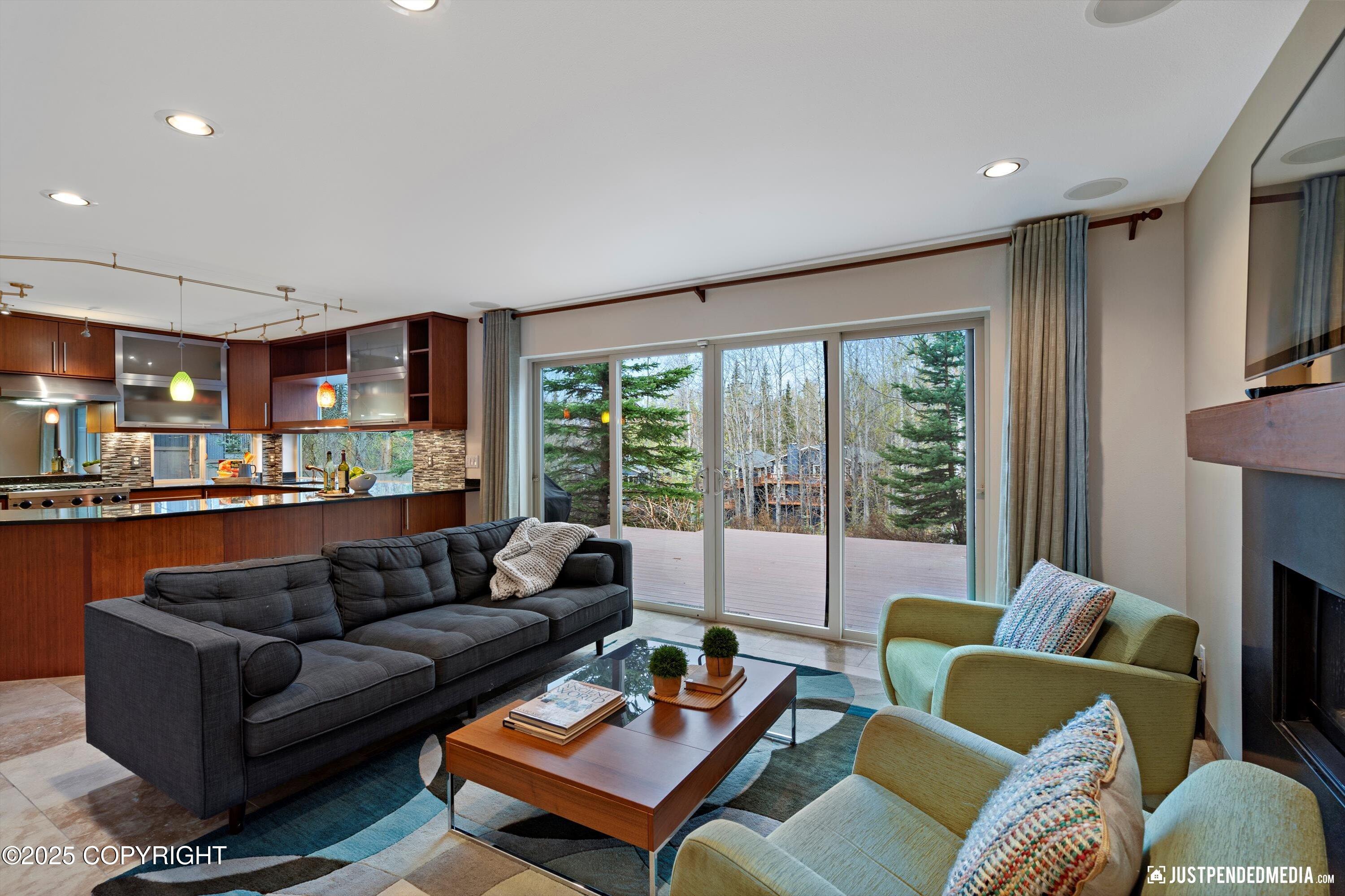 2512 Forest Park Drive