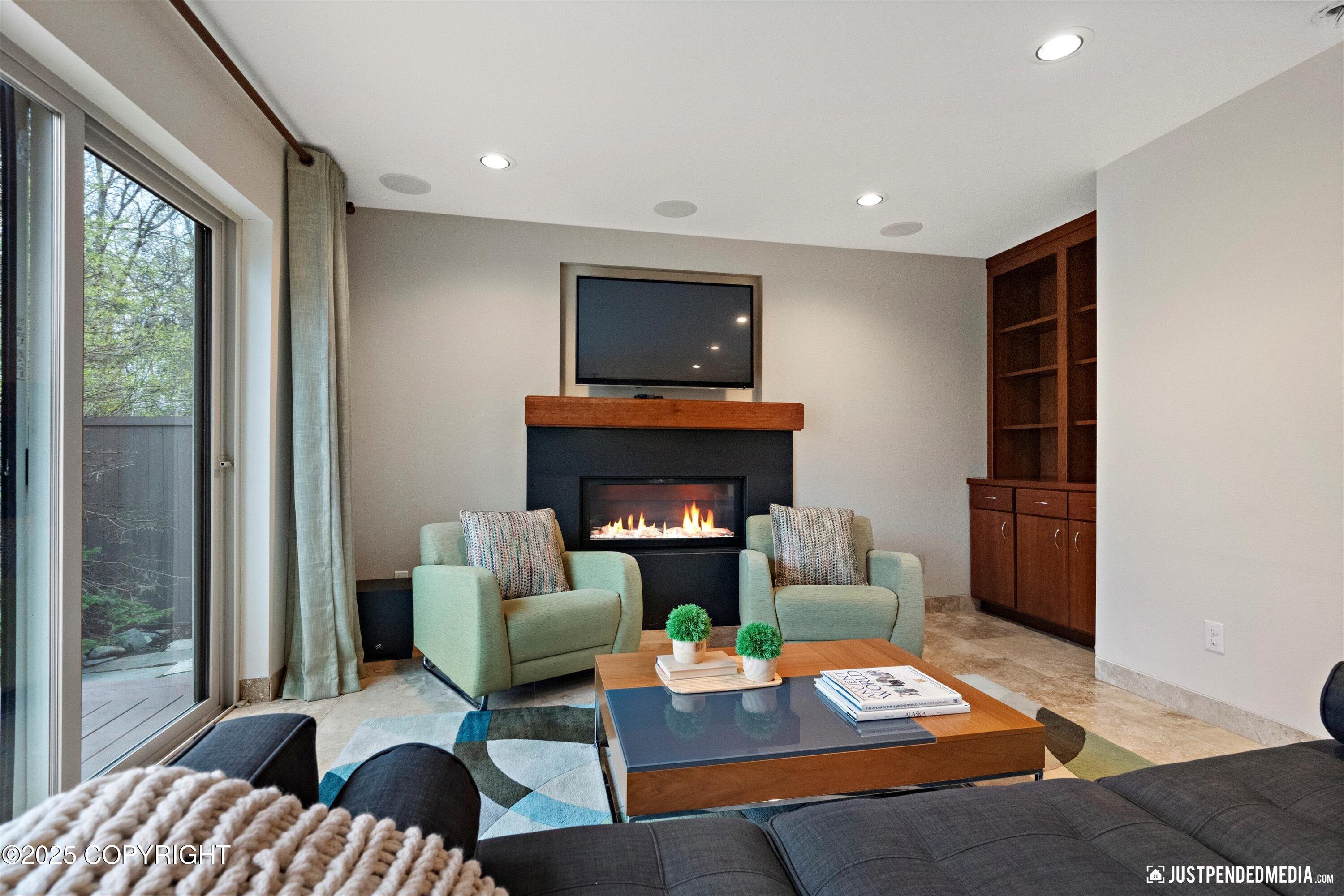 2512 Forest Park Drive