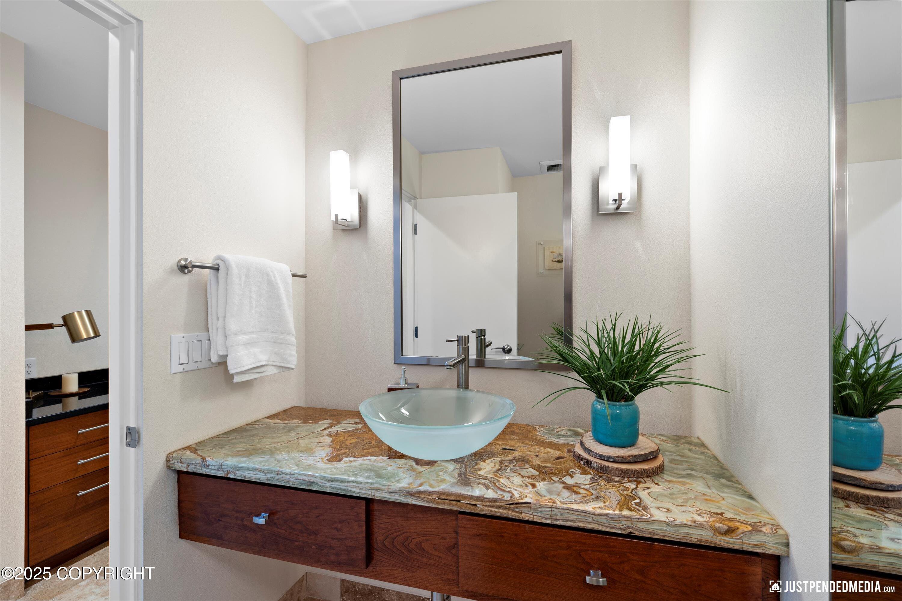 2512 Forest Park Drive