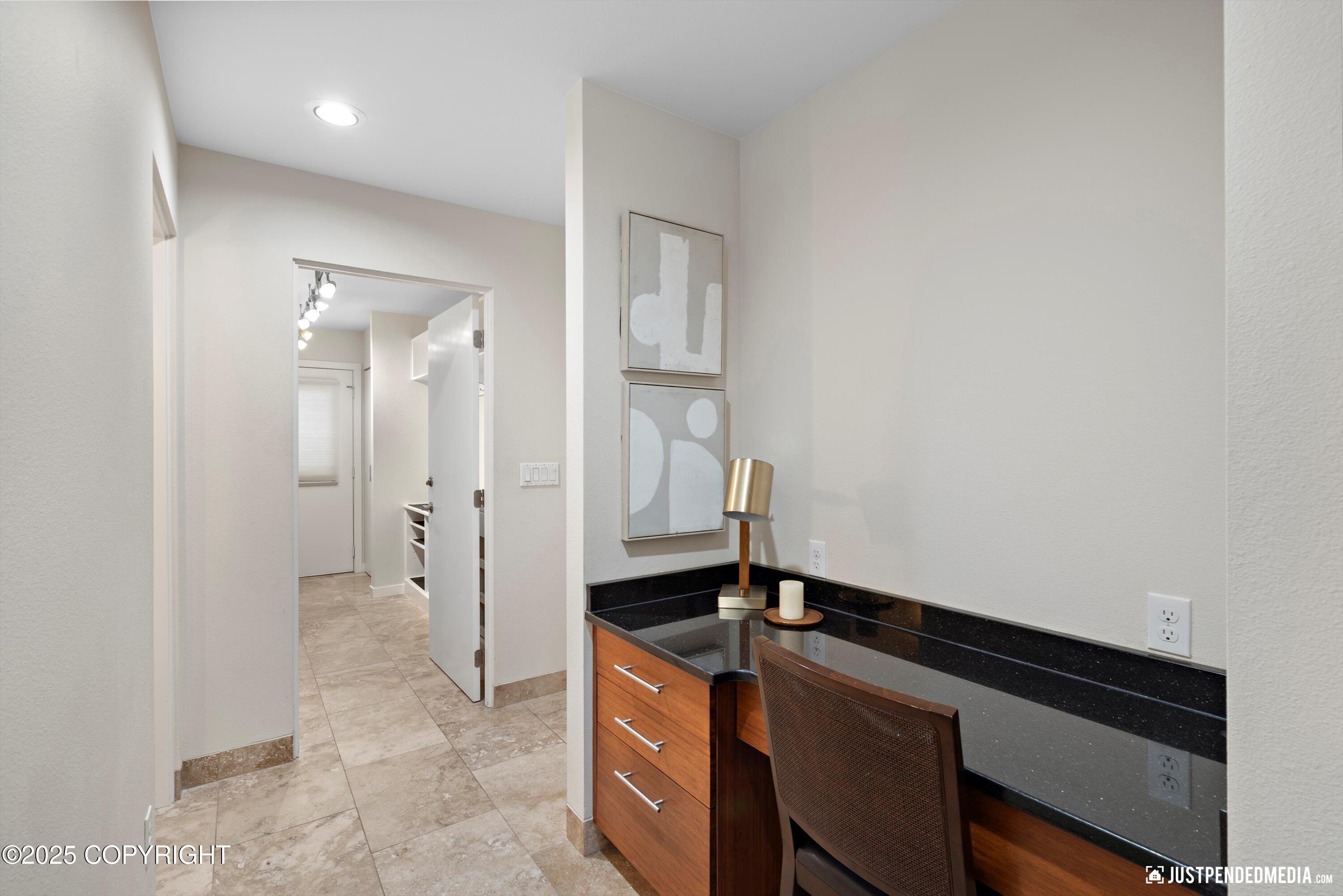 2512 Forest Park Drive