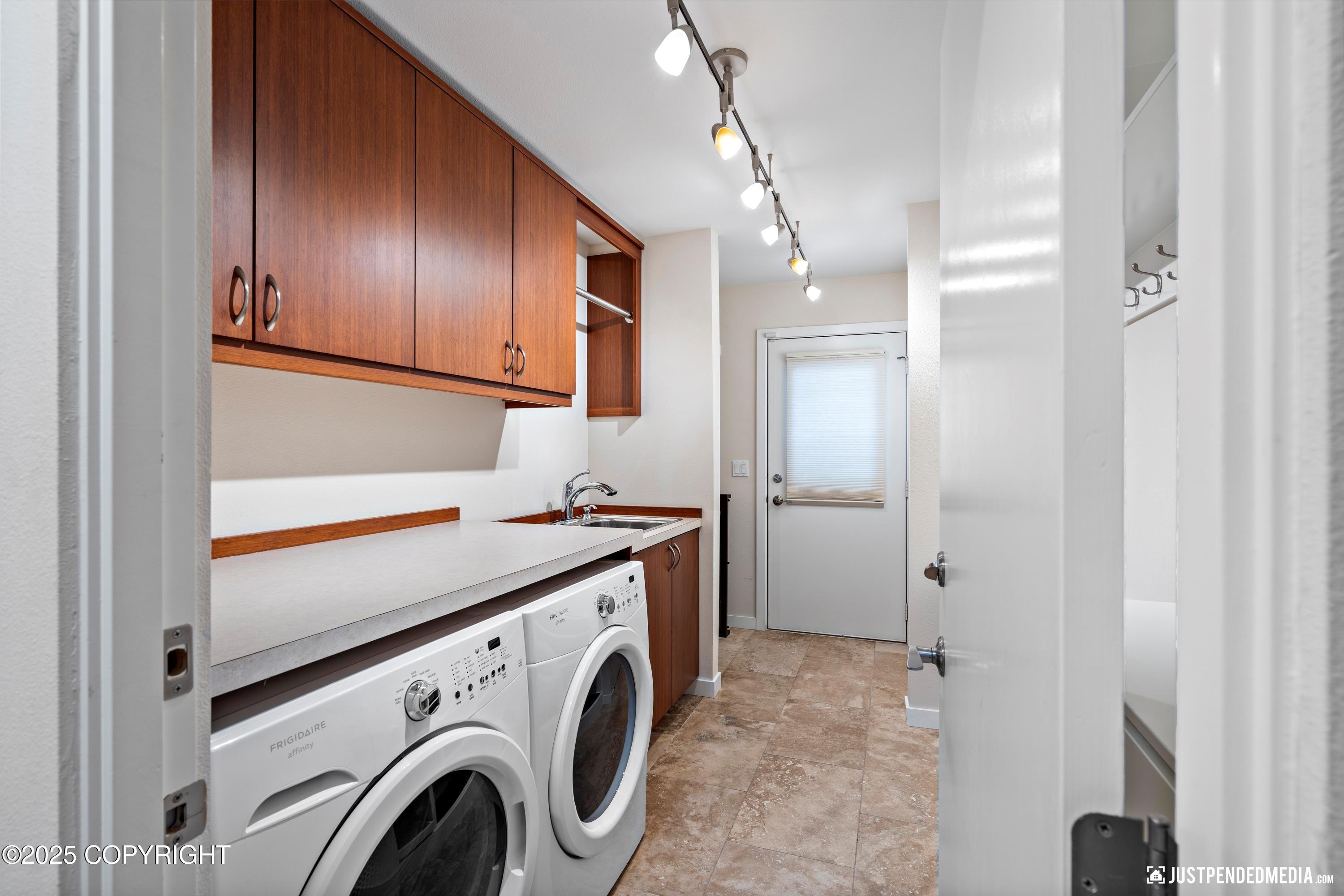 2512 Forest Park Drive