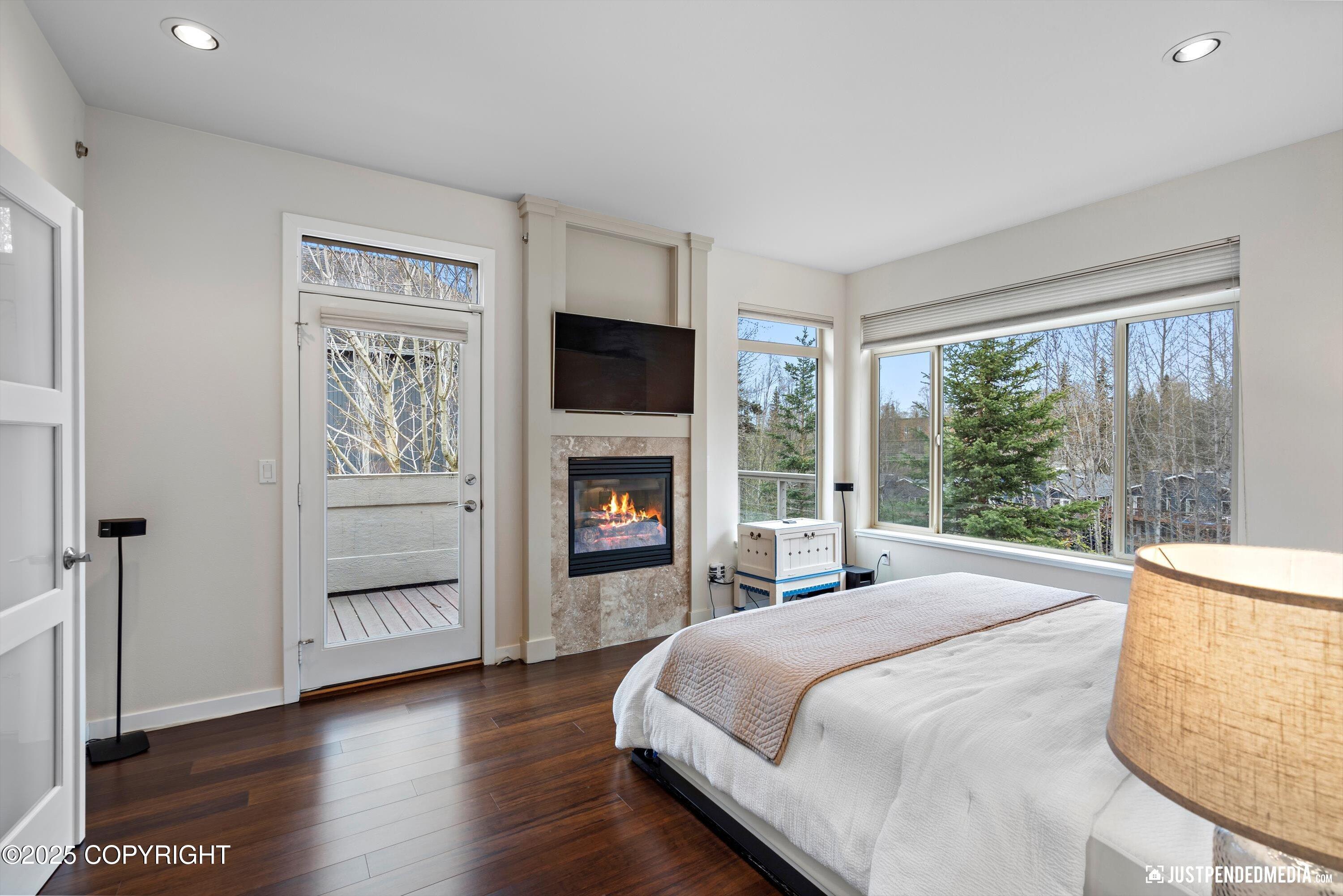 2512 Forest Park Drive