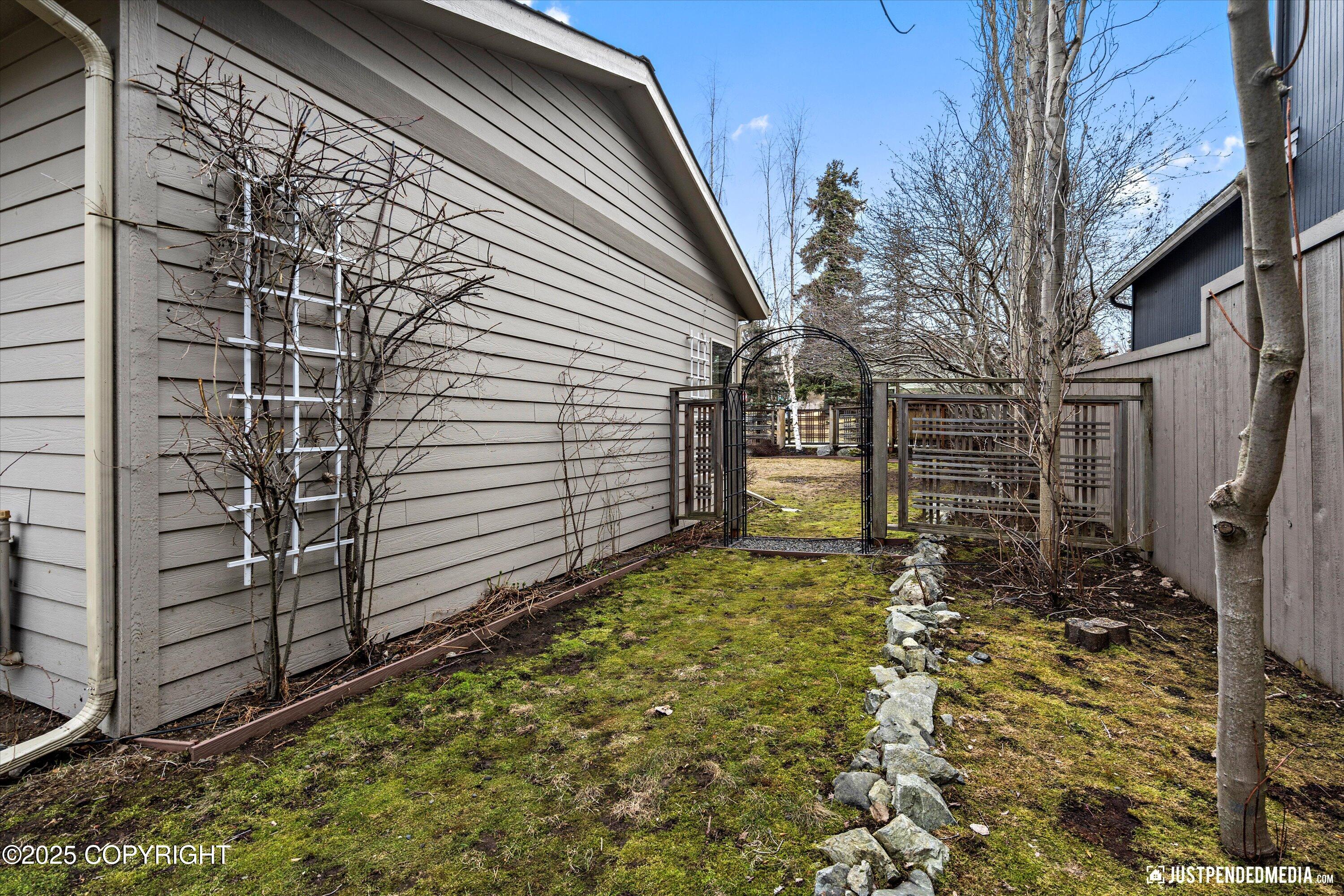 2512 Forest Park Drive