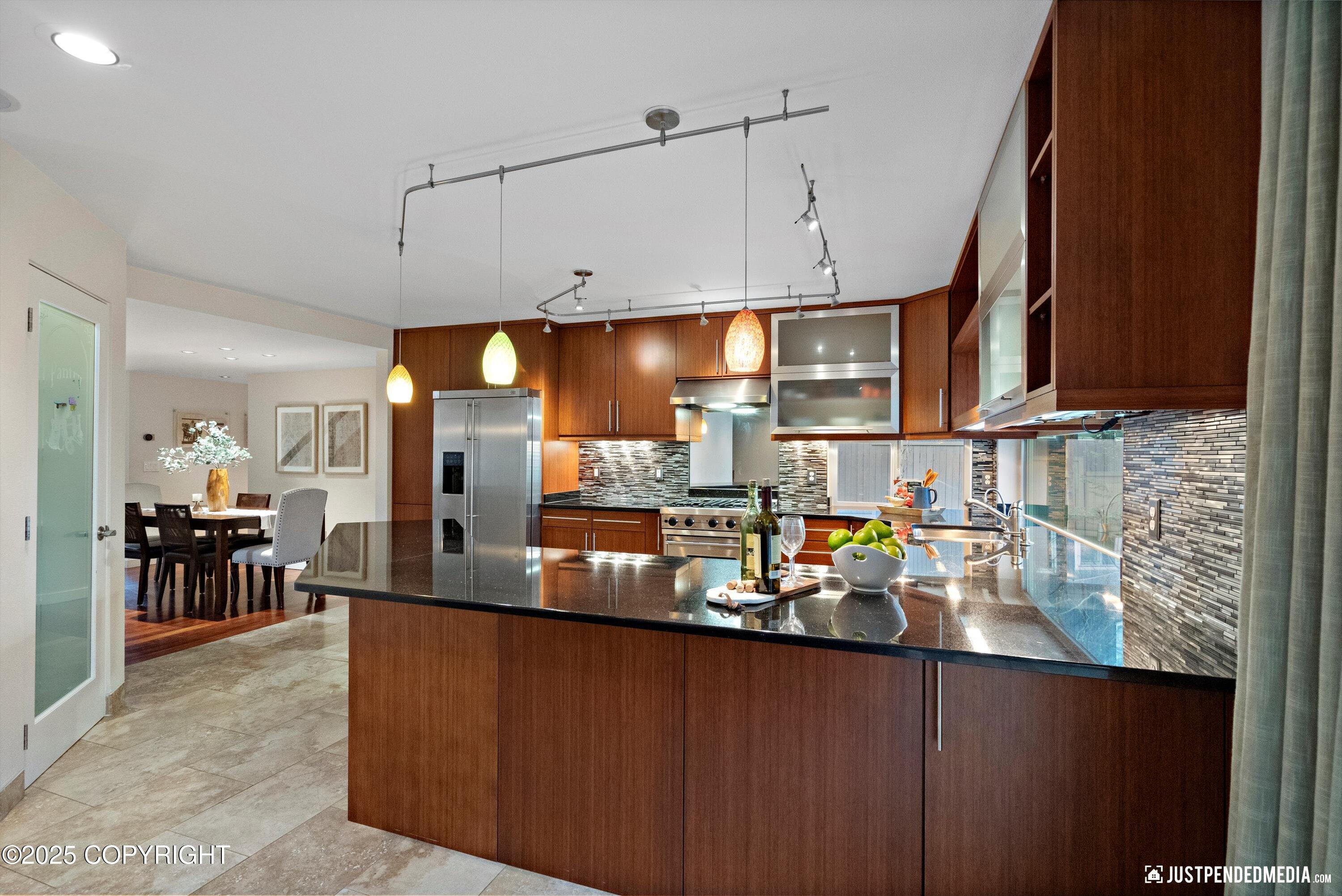 2512 Forest Park Drive