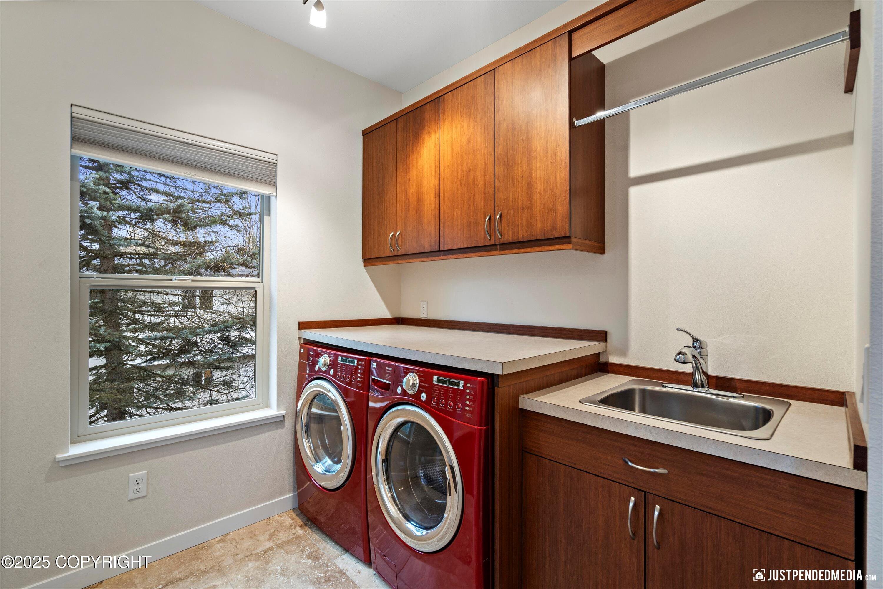 2512 Forest Park Drive