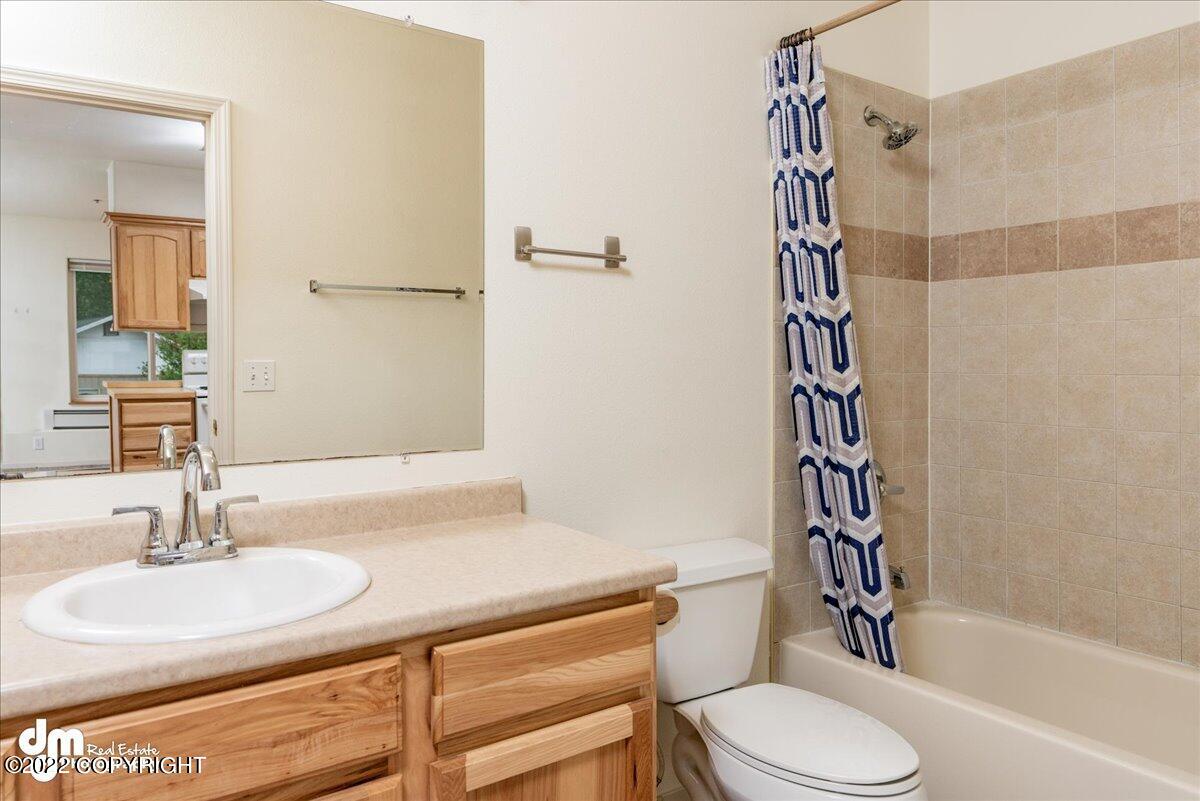 634 E 73rd Avenue # D Unit: #D