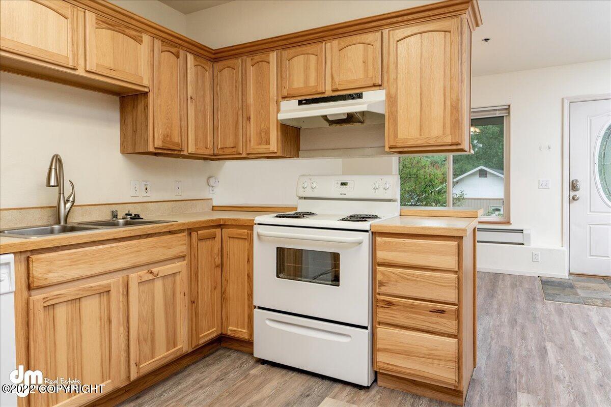 634 E 73rd Avenue # D Unit: #D