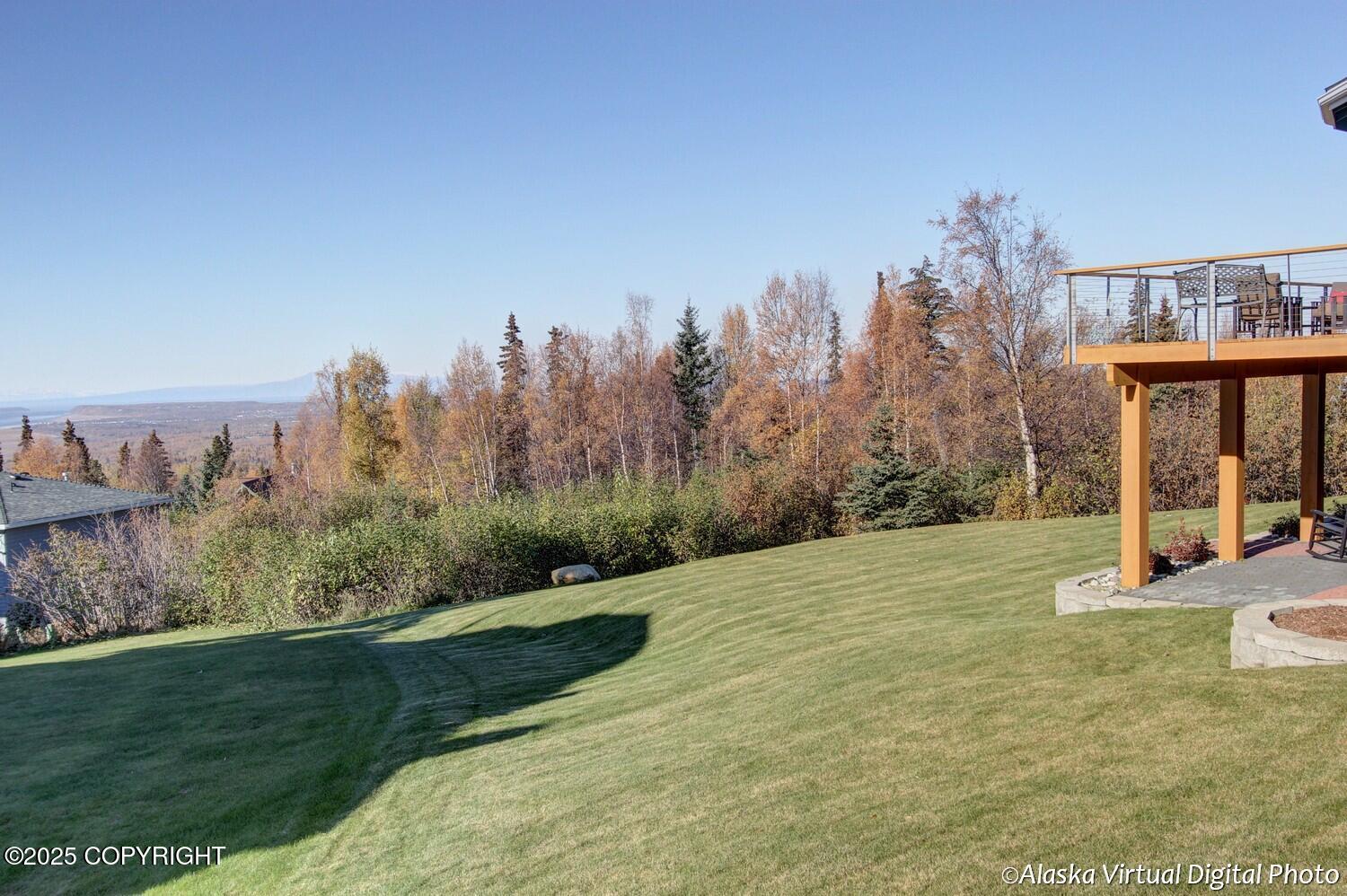 16424 Southcliff Circle