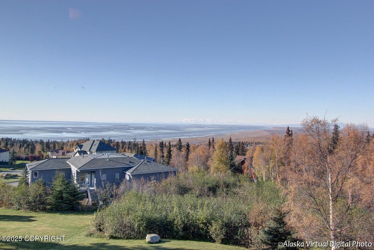 16424 Southcliff Circle