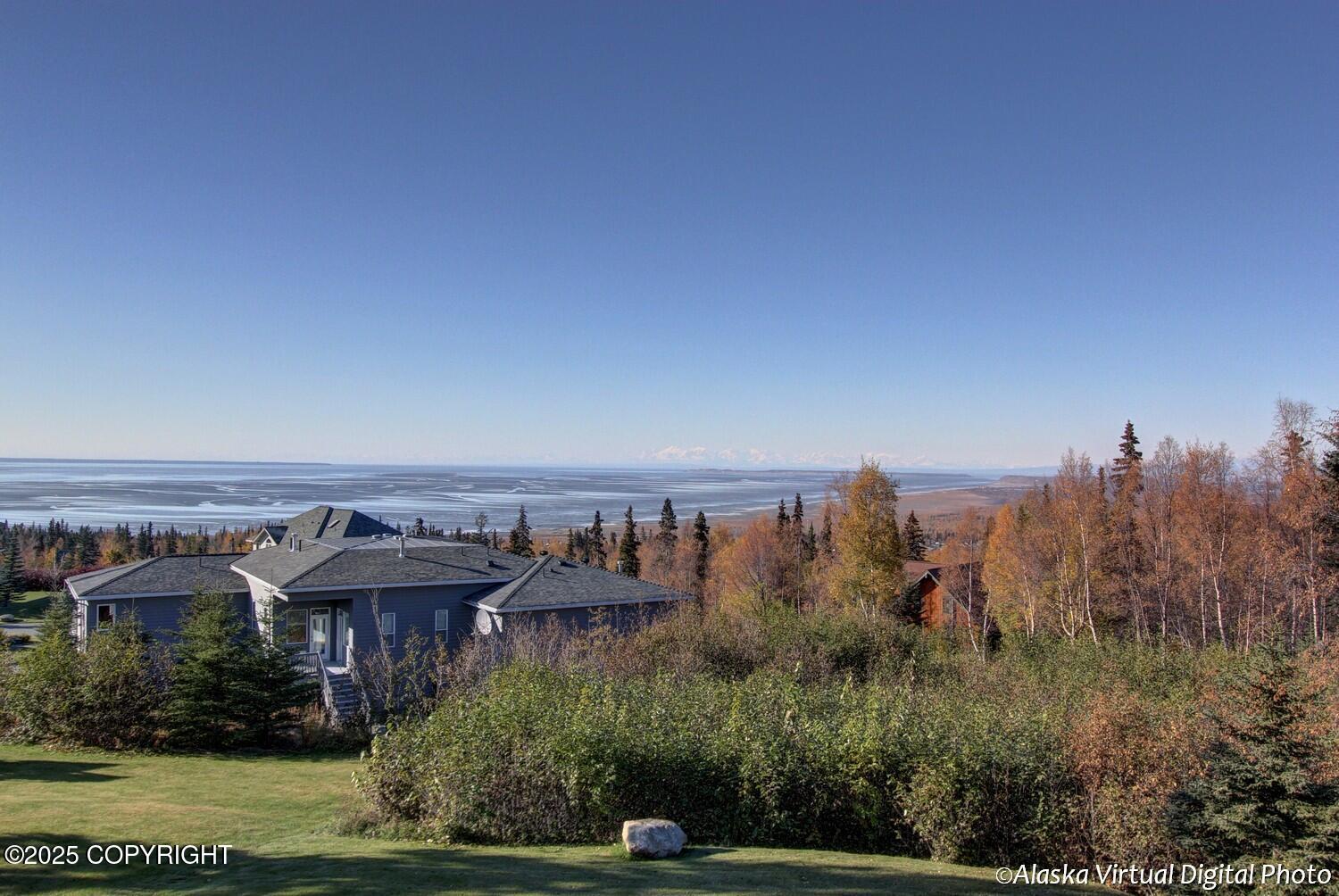 16424 Southcliff Circle