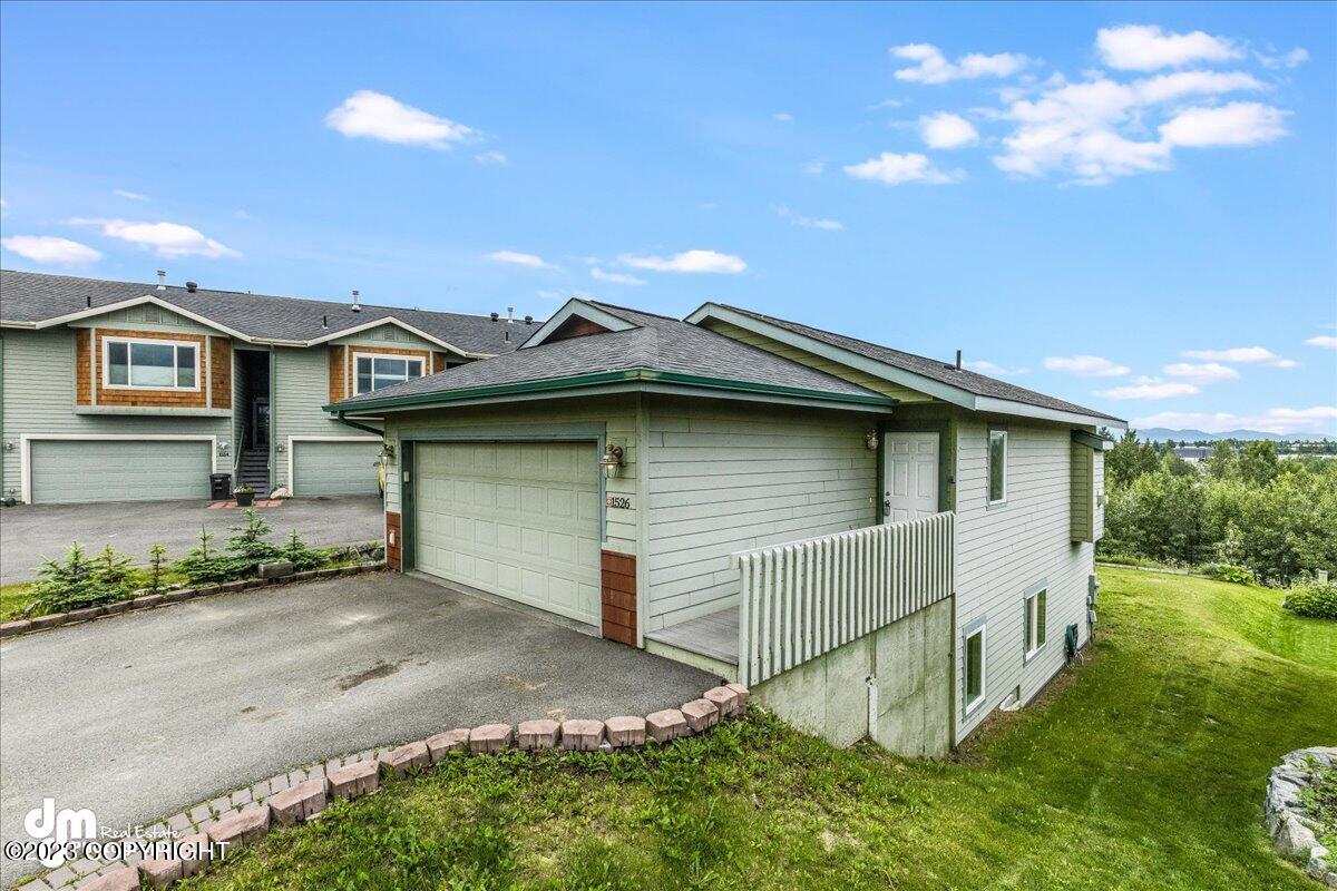 1526 Northbluff Drive