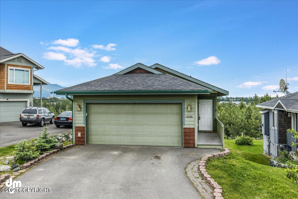 1526 Northbluff Drive