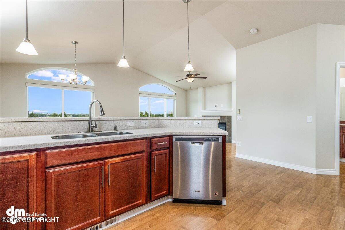 1526 Northbluff Drive