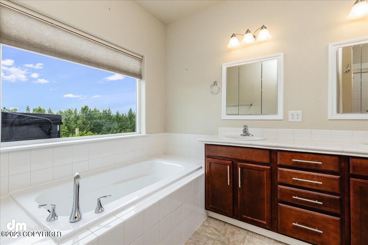 1526 Northbluff Drive