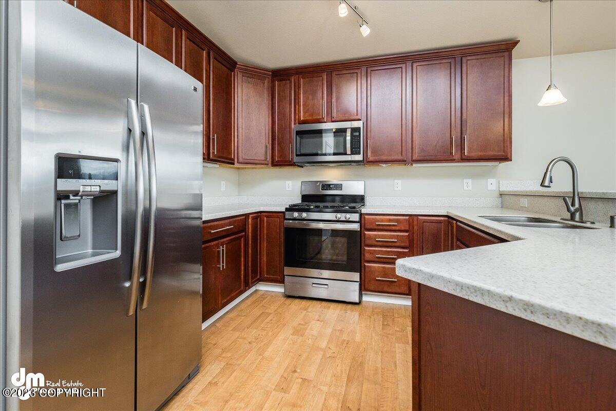 1526 Northbluff Drive